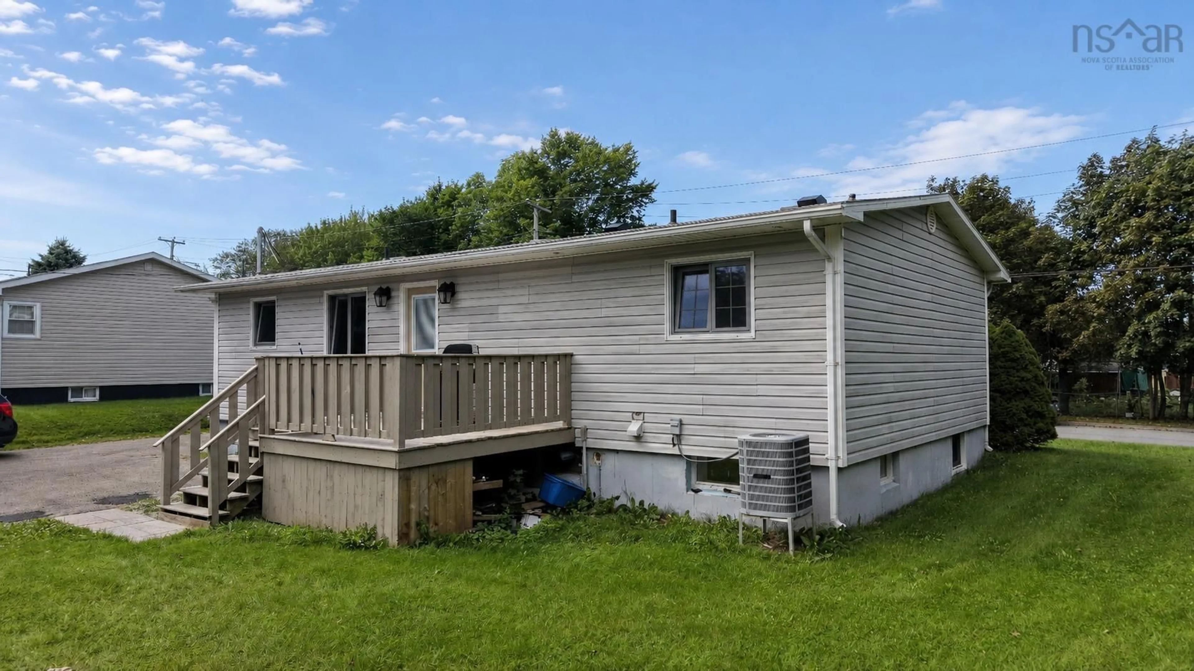 Home with vinyl exterior material, unknown for 344 Newlands Ave, Sydney Nova Scotia B1S 1Z4