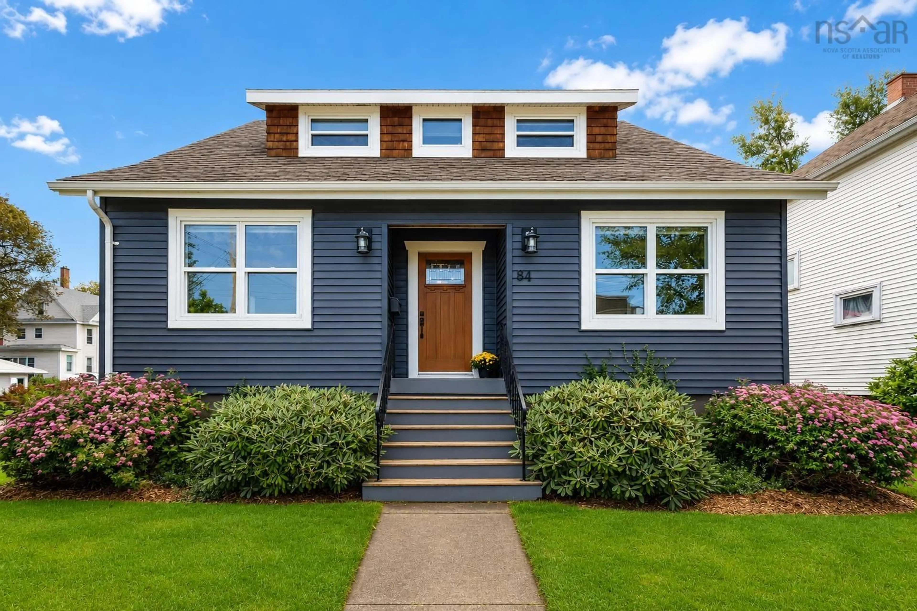 Home with vinyl exterior material, street for 84 Union St, Sydney Nova Scotia B1P 4X5
