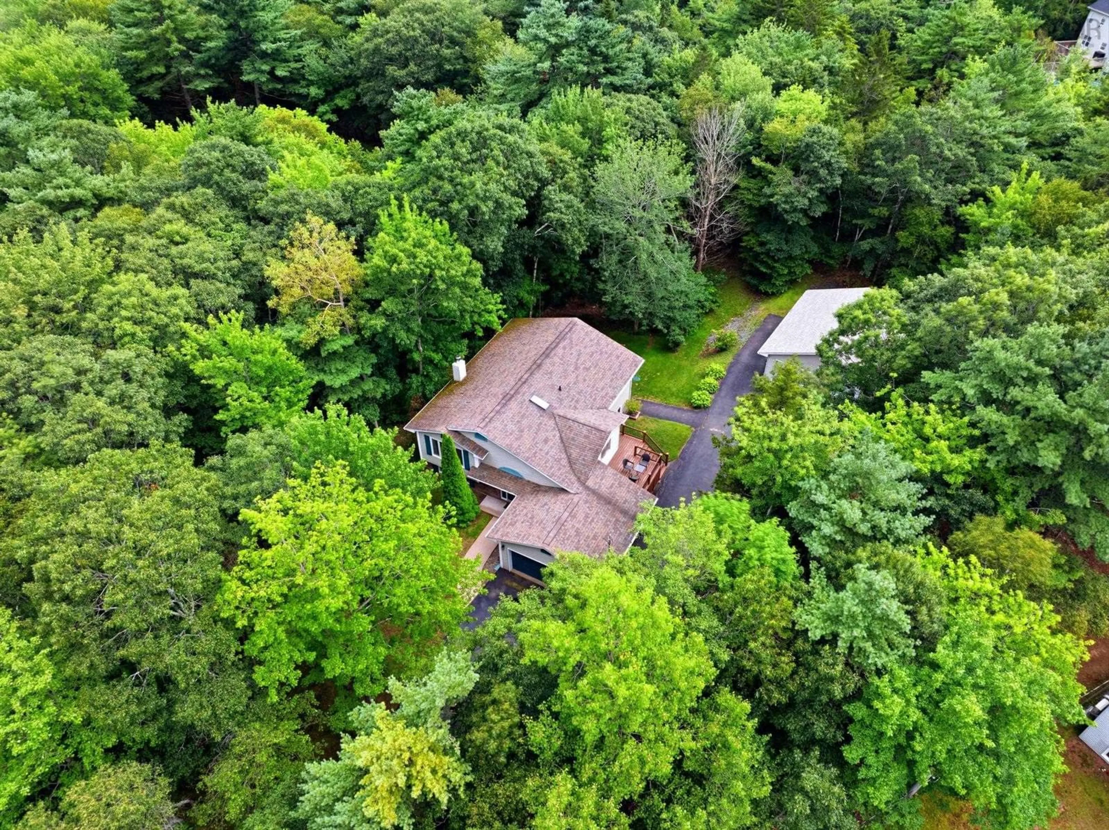 A pic from outside/outdoor area/front of a property/back of a property/a pic from drone, forest/trees view for 47 Stone Mount Dr, Lower Sackville Nova Scotia B4C 4A2
