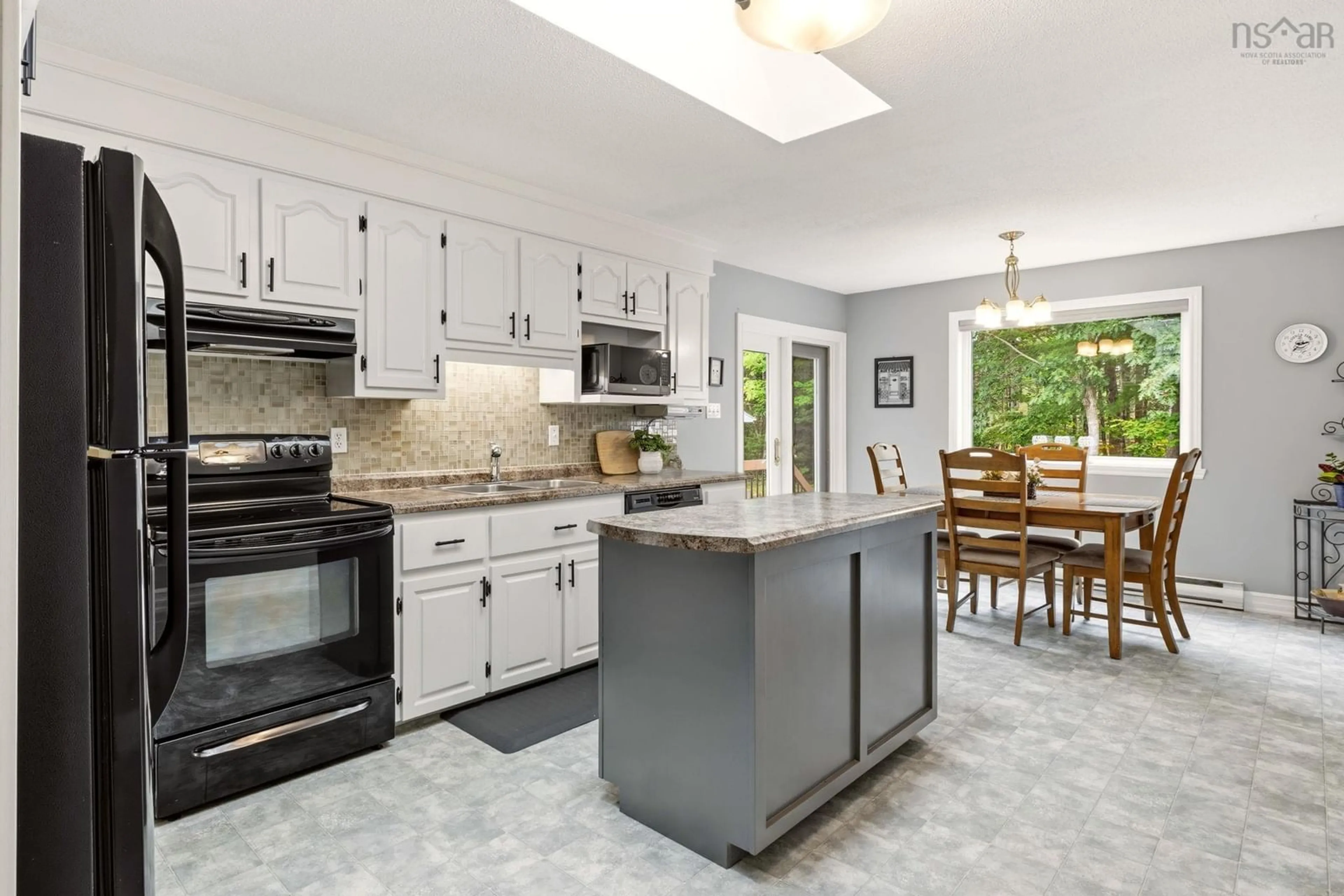Open concept kitchen, ceramic/tile floor for 47 Stone Mount Dr, Lower Sackville Nova Scotia B4C 4A2