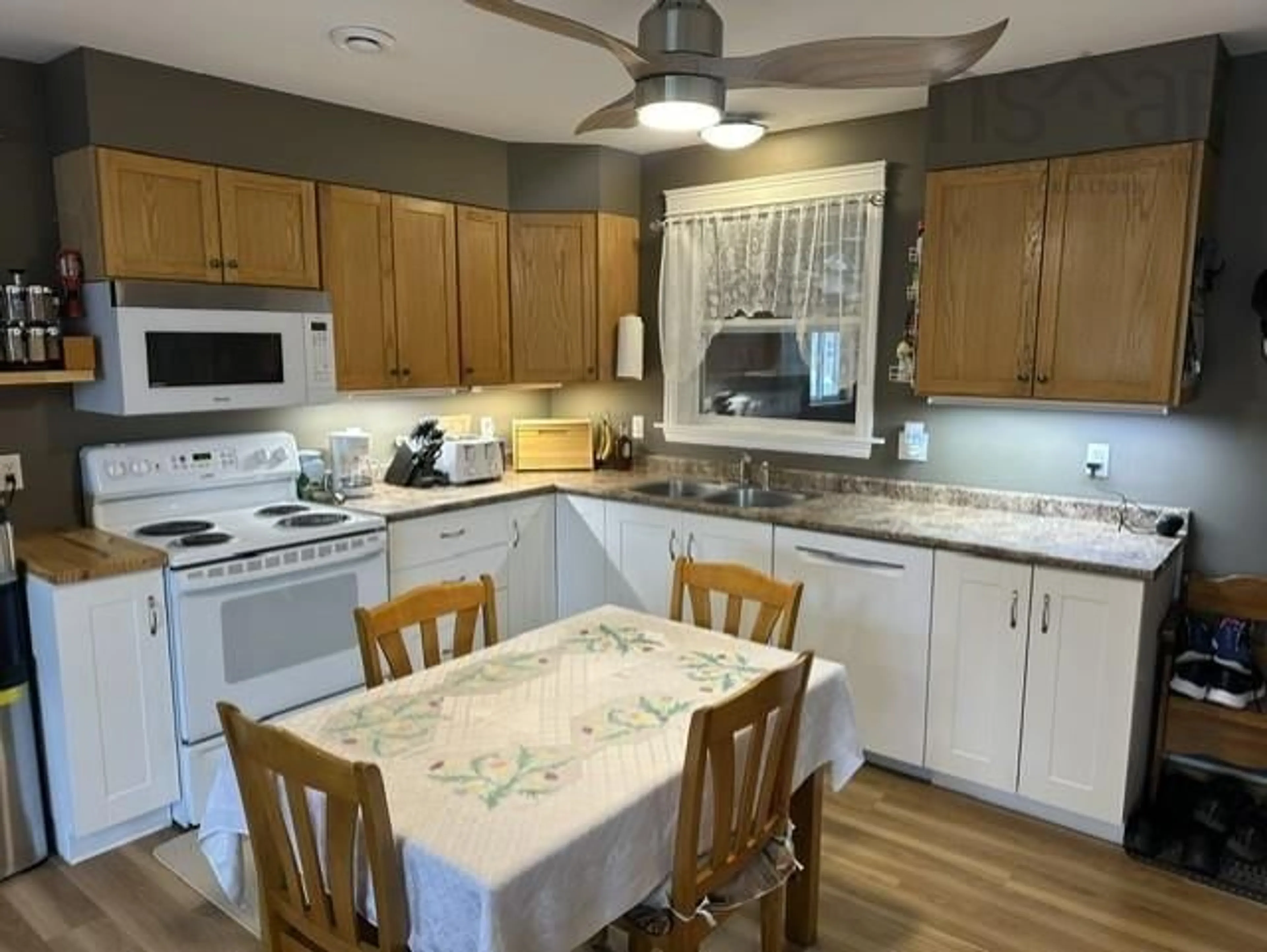 Standard kitchen, unknown for 2064 South Main St, Westville Nova Scotia B0K 2A0