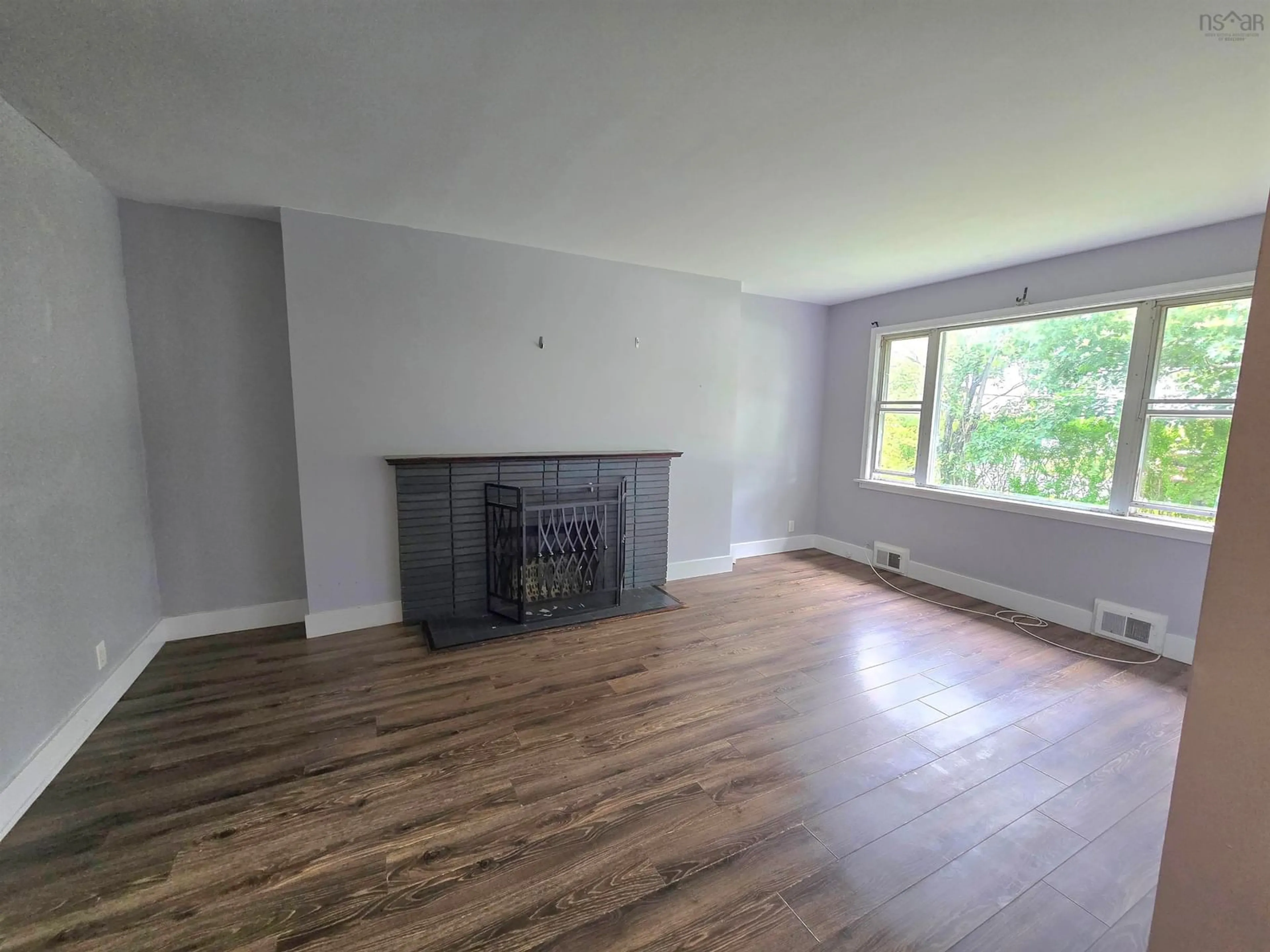 A pic of a room for 78/80 Glenwood Ave, Dartmouth Nova Scotia B2Y 3G7