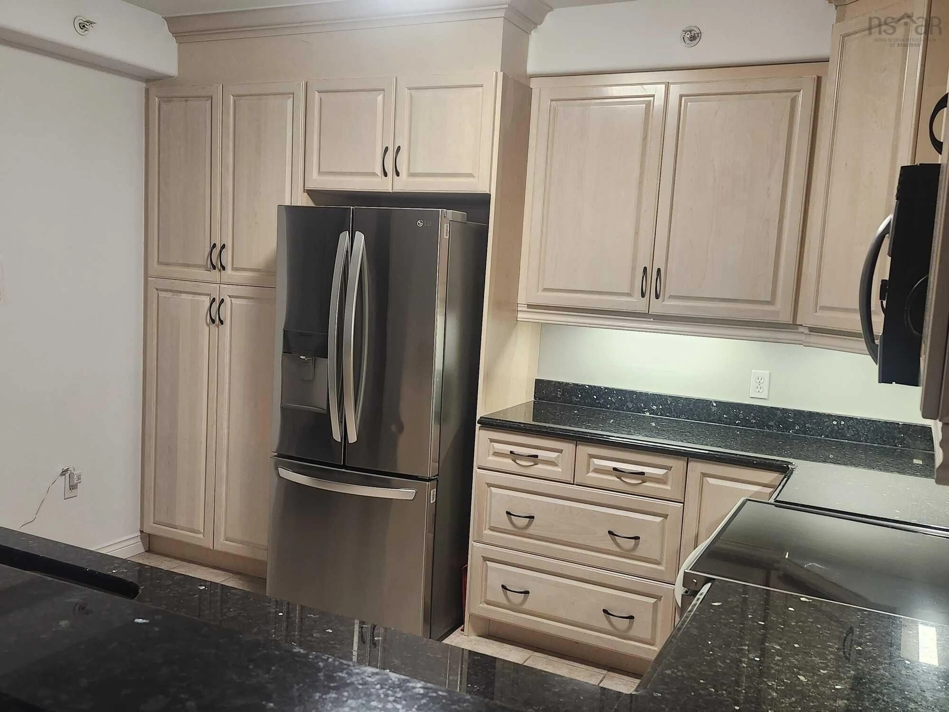 Standard kitchen, ceramic/tile floor for 89 Waterfront Dr #205, Bedford Nova Scotia B4A 4K4