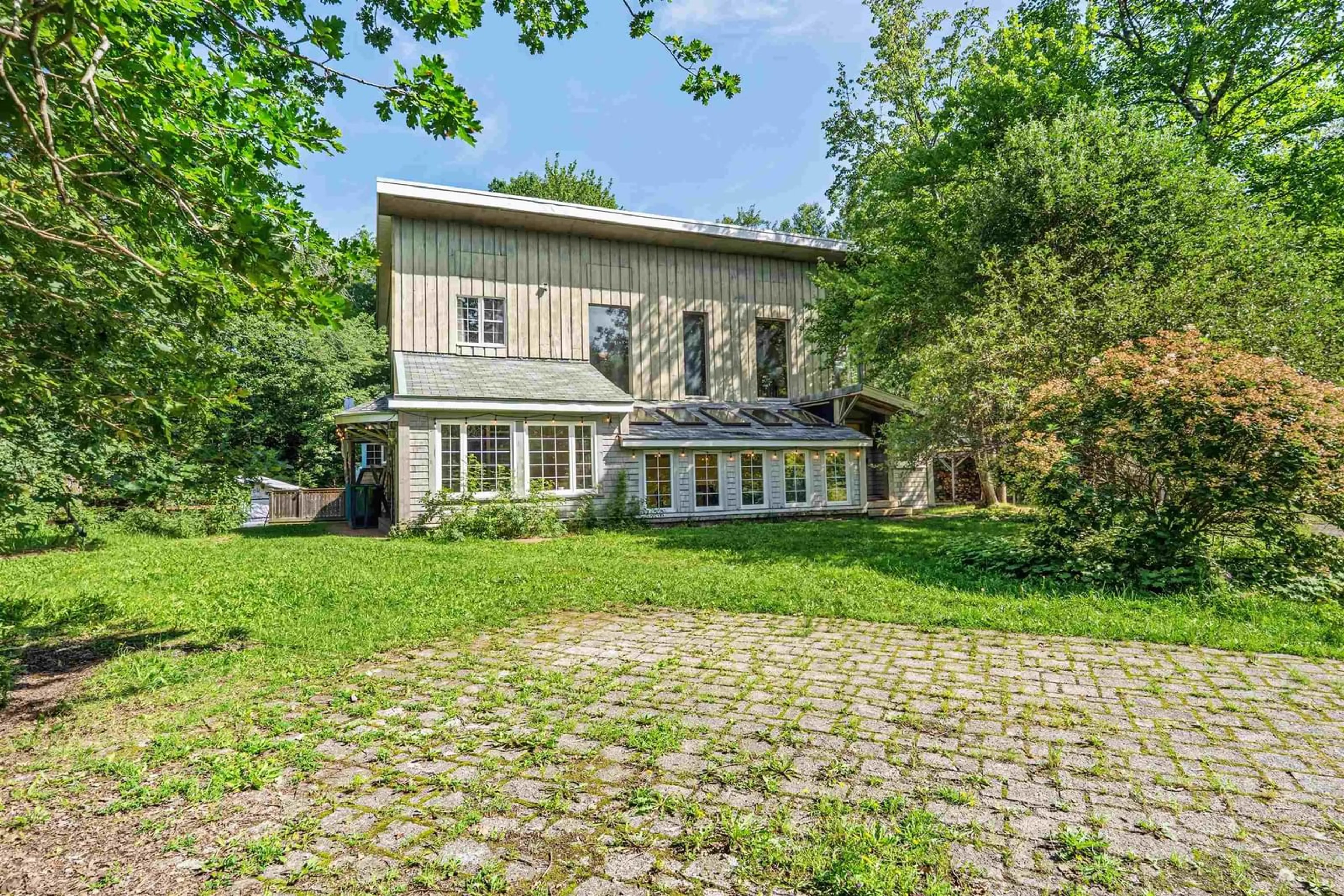 Unknown for 1295 Bog Rd, Falmouth Nova Scotia B0P 1P0