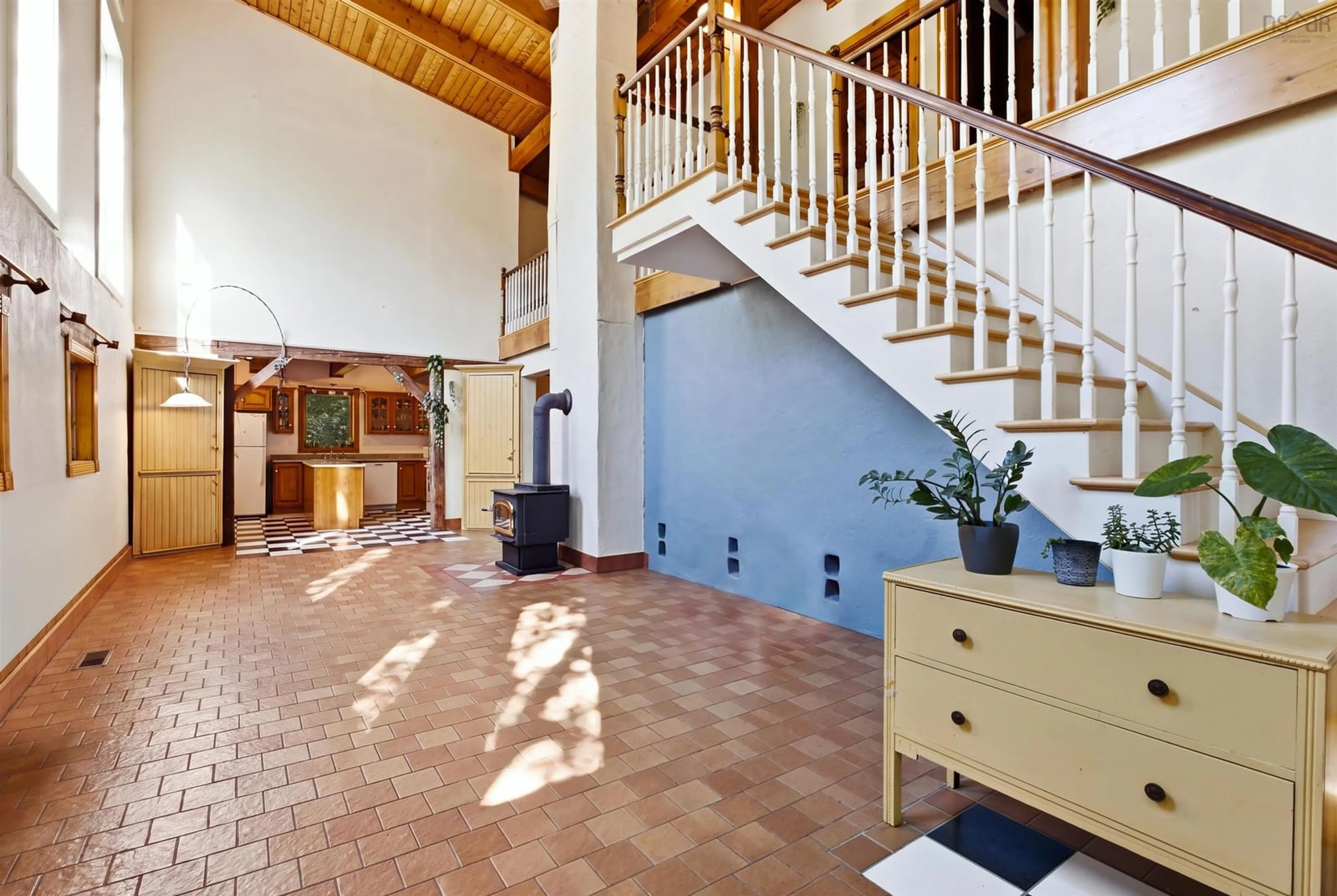Indoor foyer for 1295 Bog Rd, Falmouth Nova Scotia B0P 1P0
