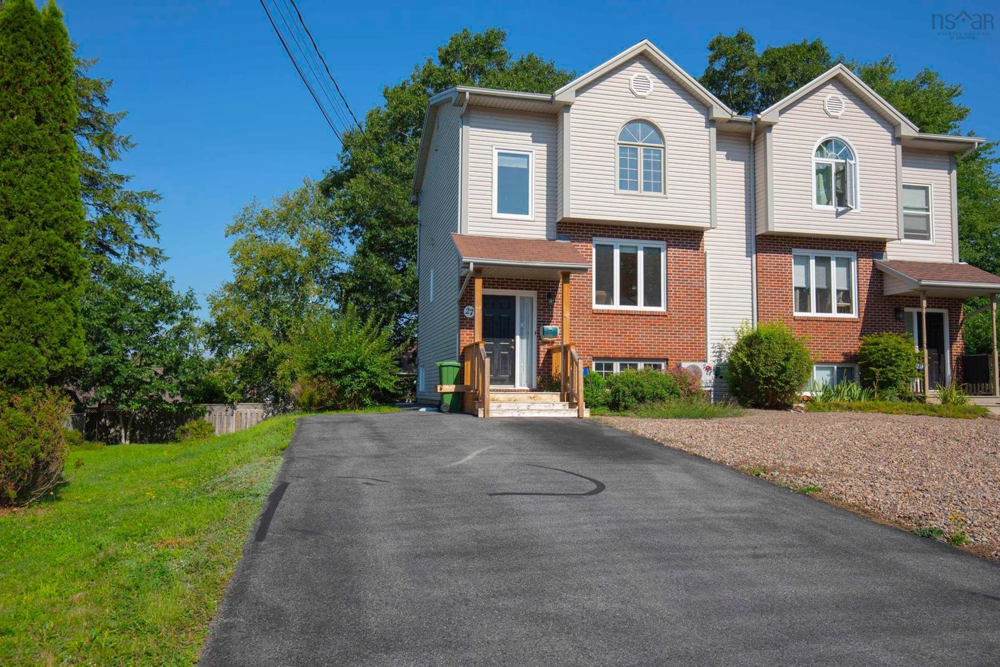 Unknown for 27 Willowbend Crt, Bridgewater Nova Scotia B4V 3V9