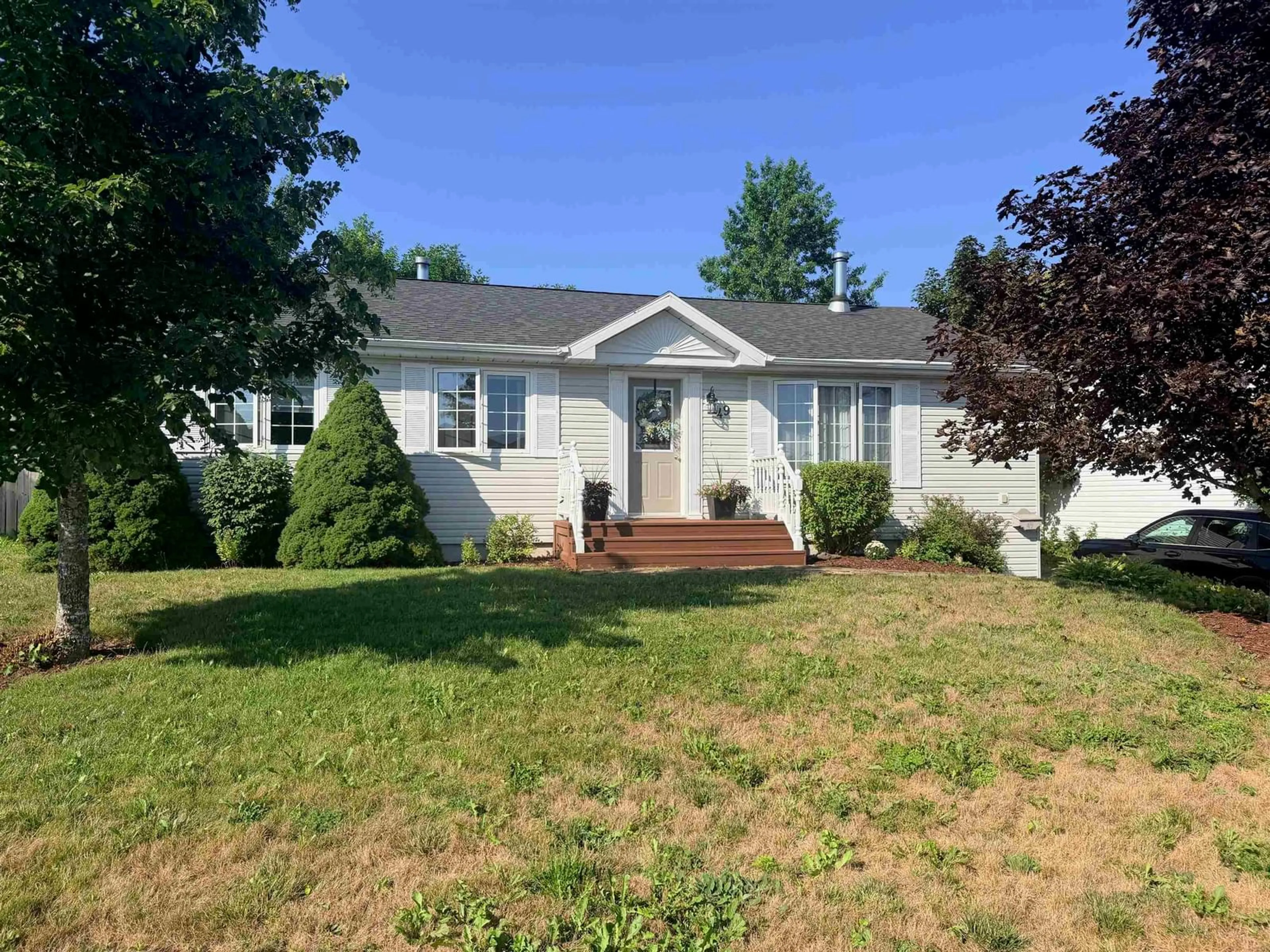 Home with vinyl exterior material, street for 49 Townsend Street, Antigonish Nova Scotia B2G 2Y3