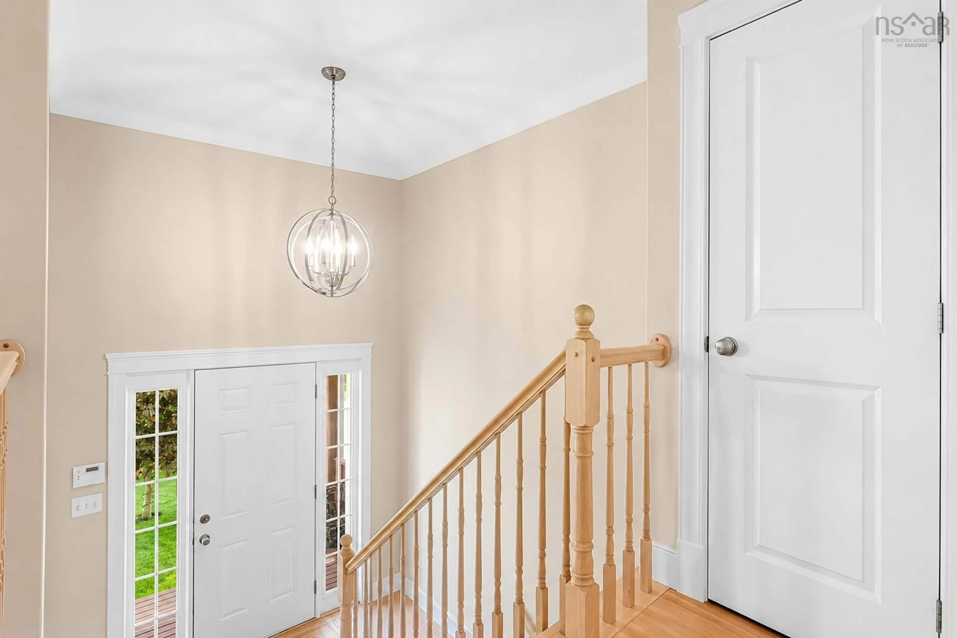 Indoor entryway for 9 Lasalle Crt, Bedford Nova Scotia B4B 0H8