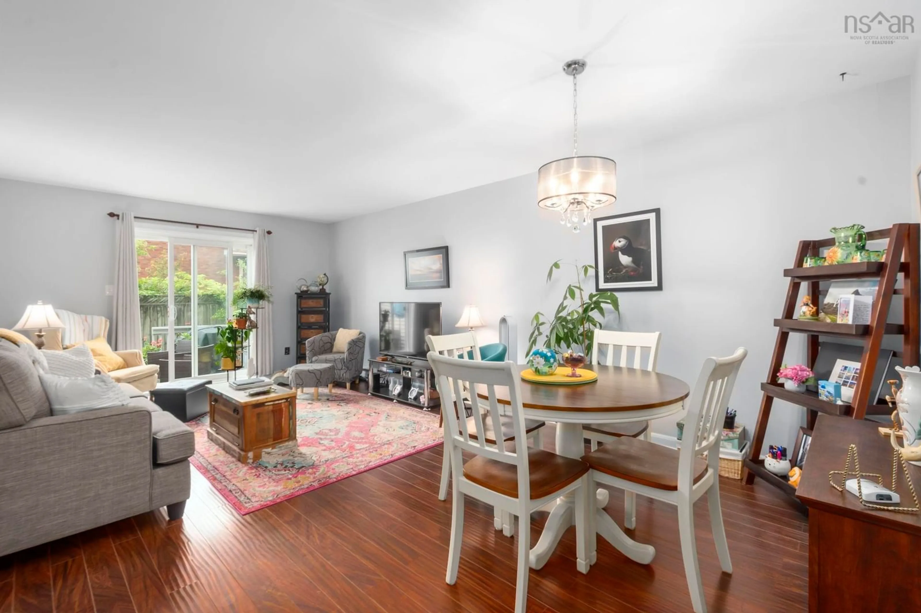 Dining room, wood/laminate floor for 3 Collins Grove Crt, Dartmouth Nova Scotia B2W 5Y1
