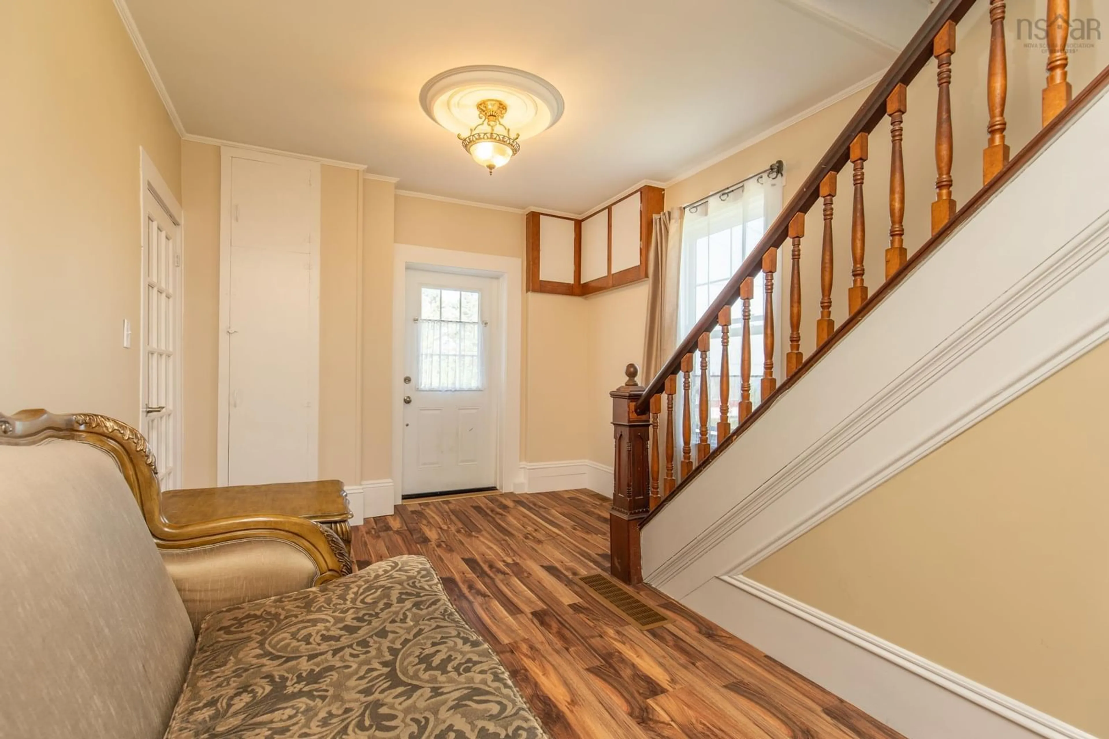 Indoor entryway for 860 Highway 3, Middle East Pubnico Nova Scotia B0W 2A0