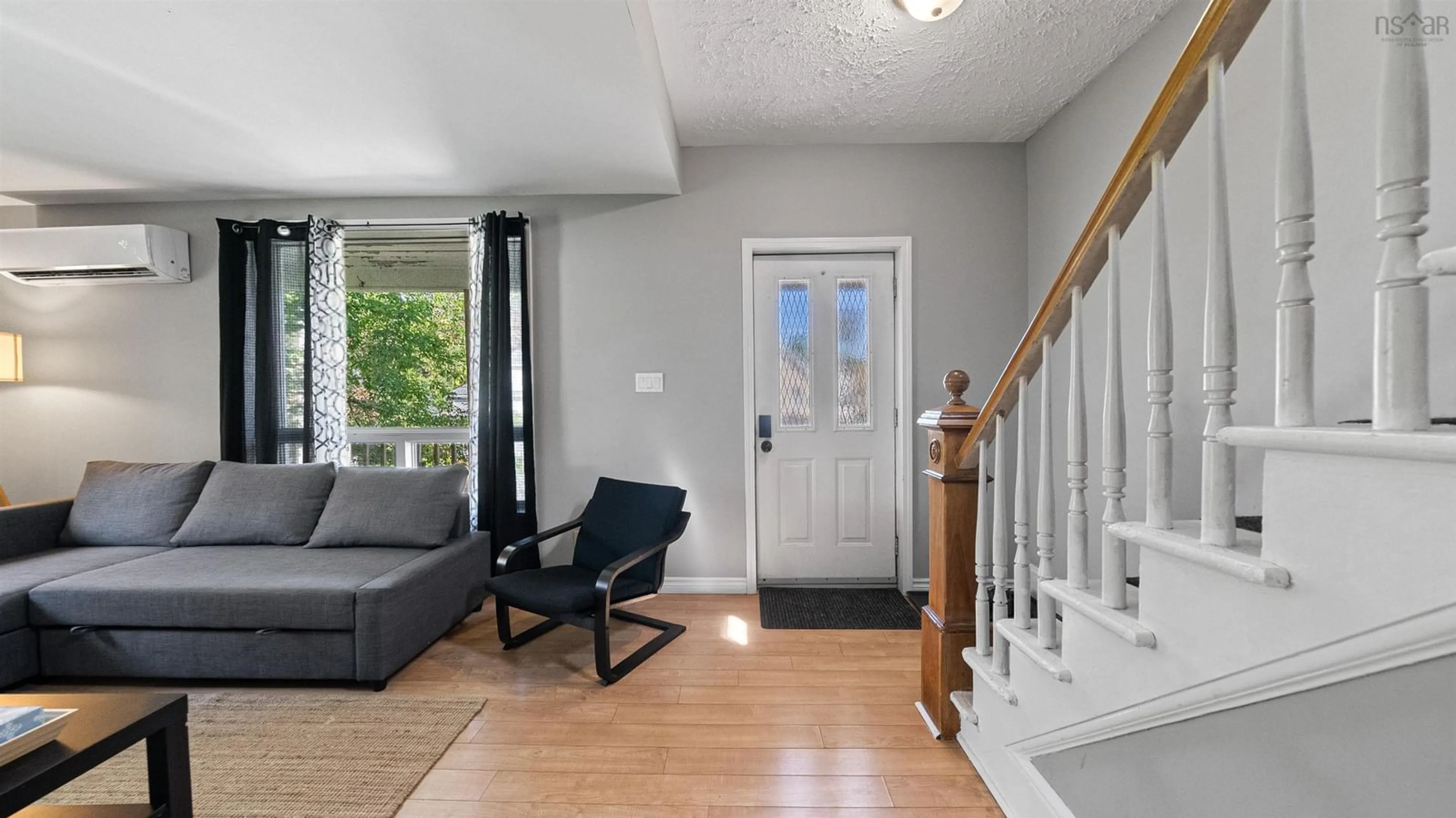 Indoor entryway for 62 Maple Ave, New Glasgow Nova Scotia B2H 2B2