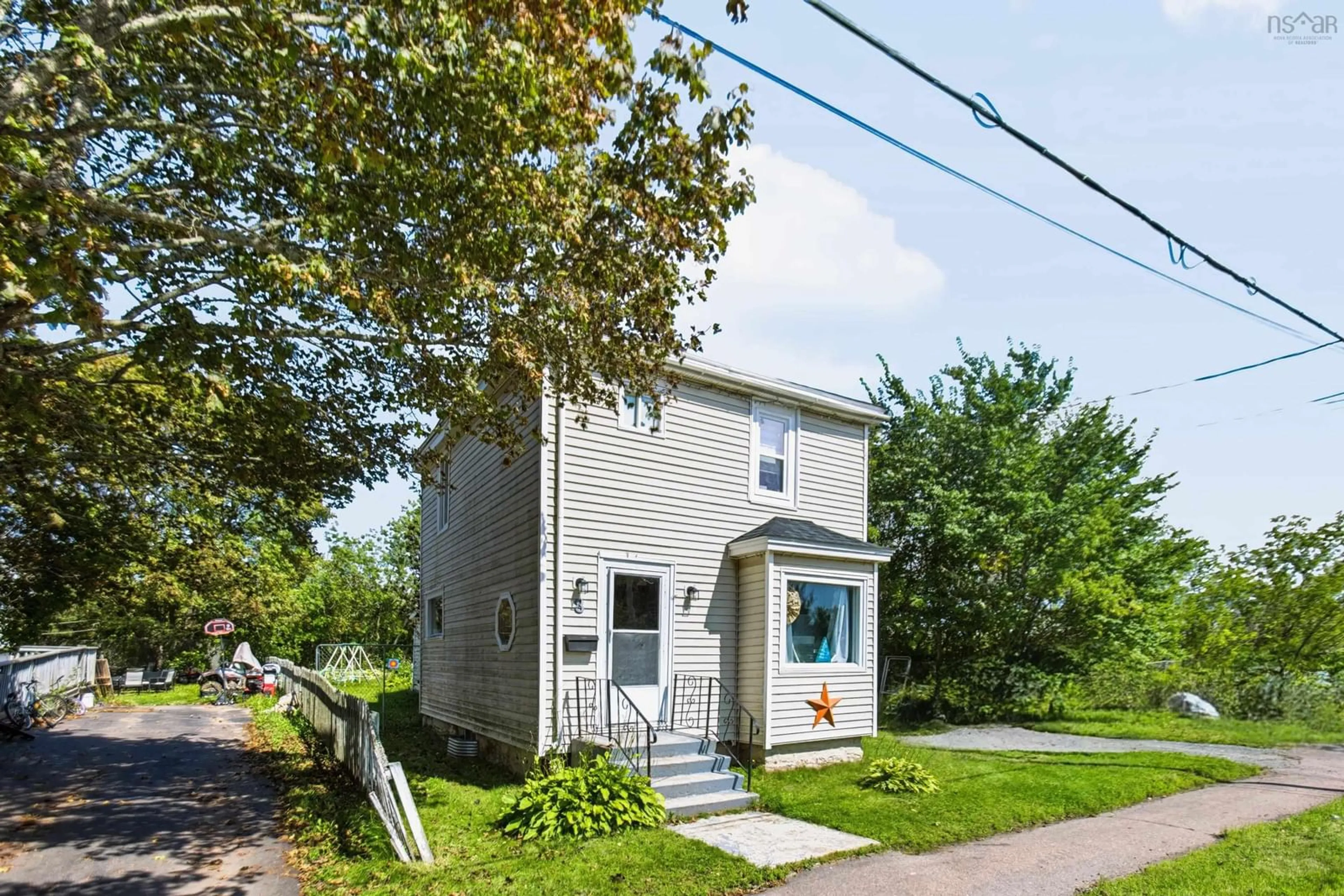 Unknown for 8 Lusby St, Amherst Nova Scotia B4H 2S3
