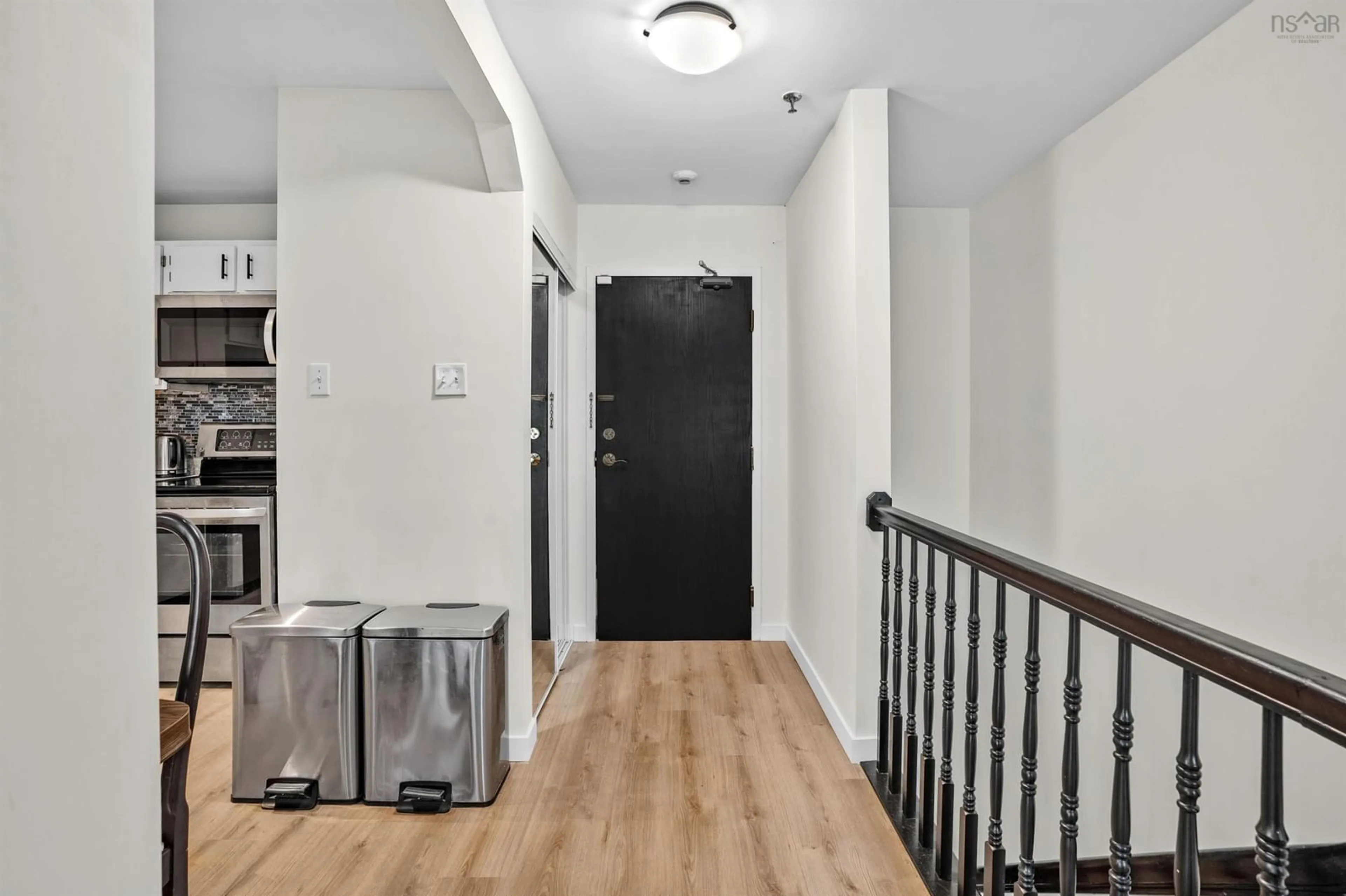 Indoor entryway for 75 Collins Grove #101, Dartmouth Nova Scotia B2W 6B3