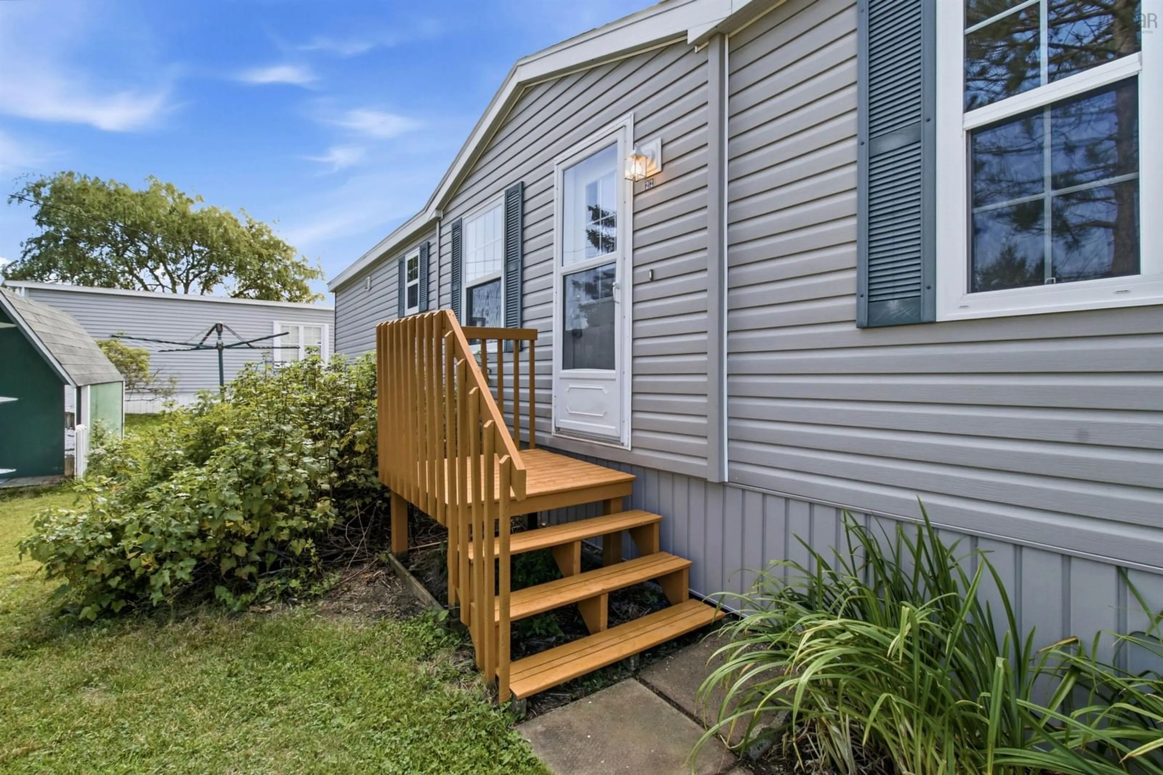 Home with vinyl exterior material, unknown for 22 Davis Dr, South Uniacke Nova Scotia B0N 1Z0
