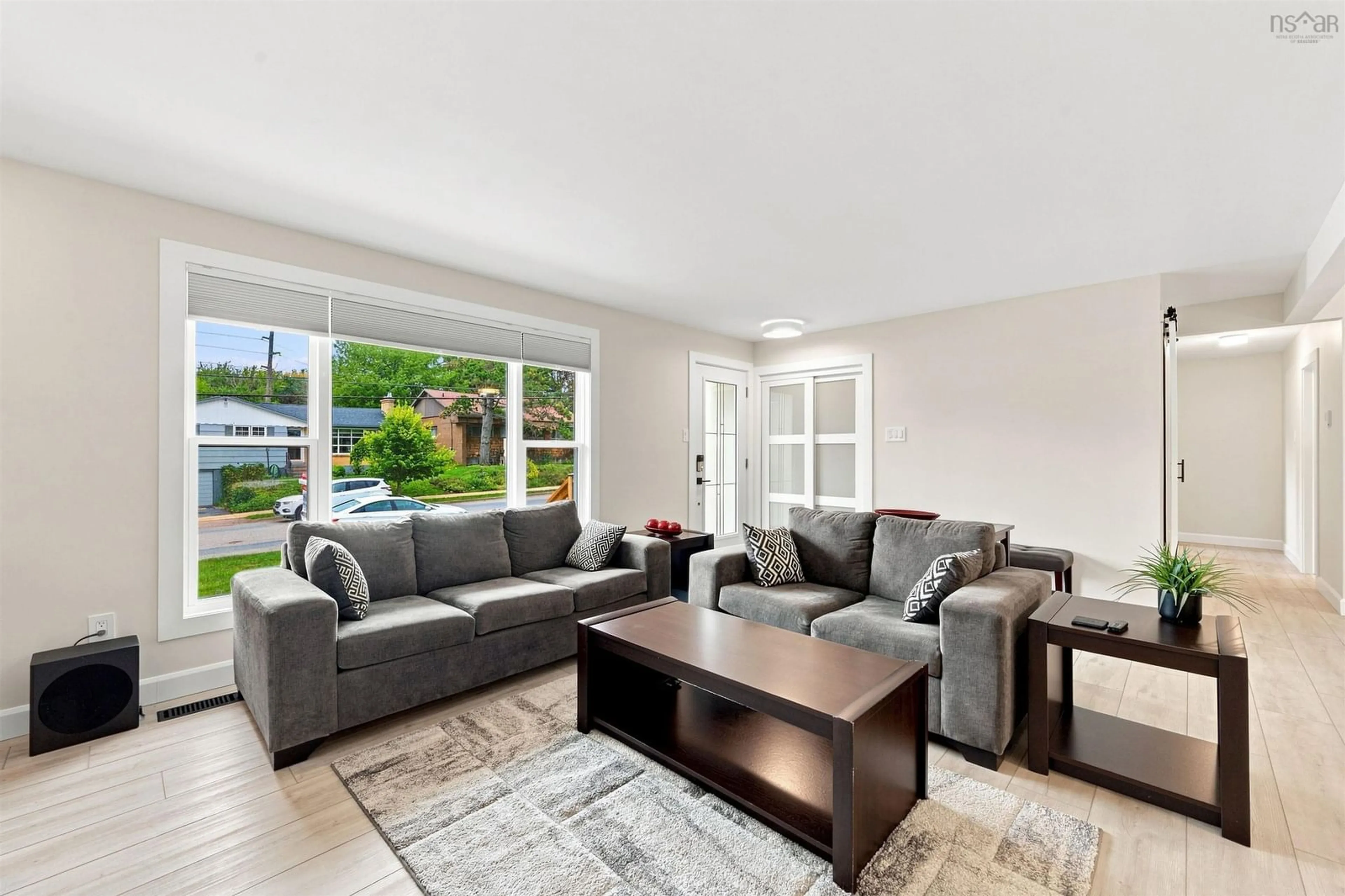 Living room with furniture, unknown for 121 Belle Vista Dr, Dartmouth Nova Scotia B2W 2X6