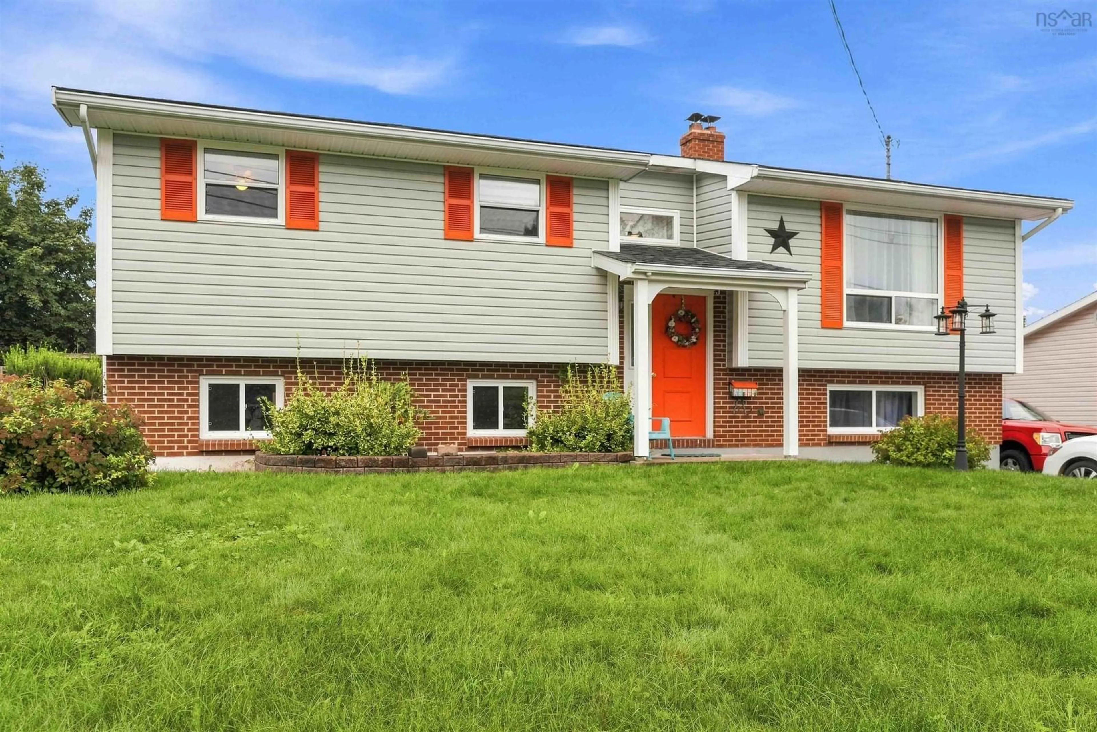 Home with vinyl exterior material, street for 82 Campbell Rd, Kentville Nova Scotia B4N 1Y3