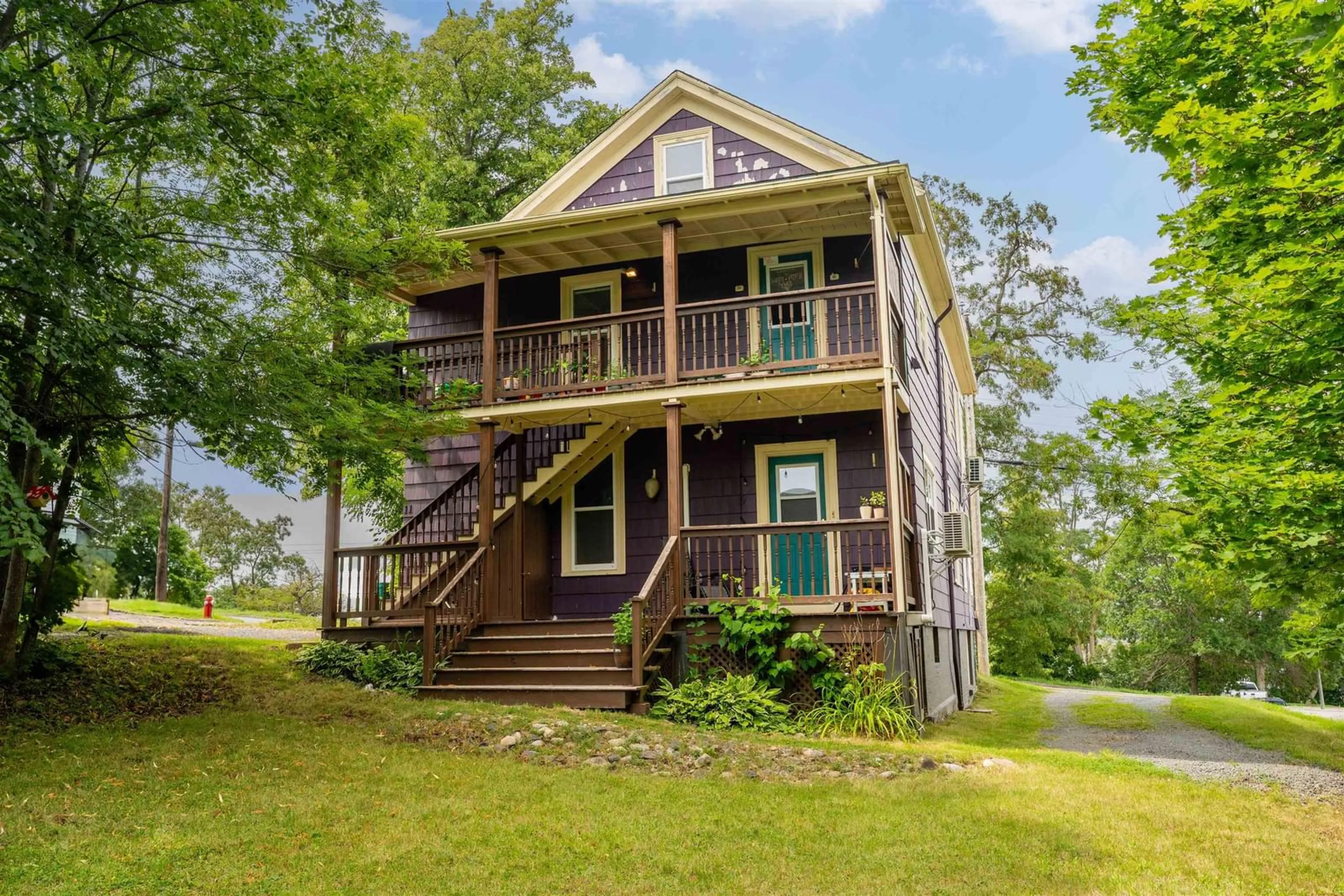 Unknown for 9 Cedar St, Windsor Nova Scotia B3A 2K2