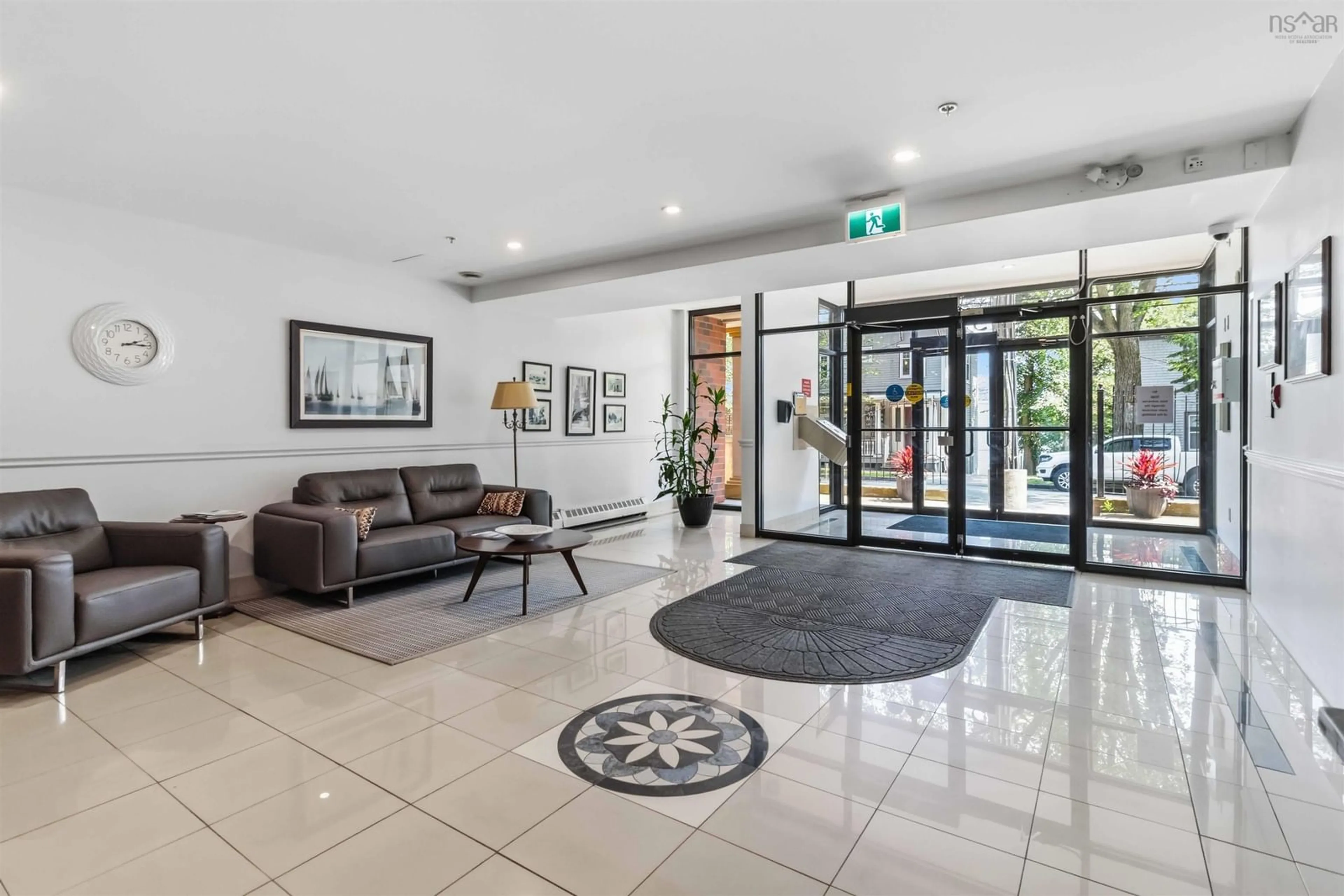 Indoor foyer for 115 Ochterloney St #403, Dartmouth Nova Scotia B2Y 4W8