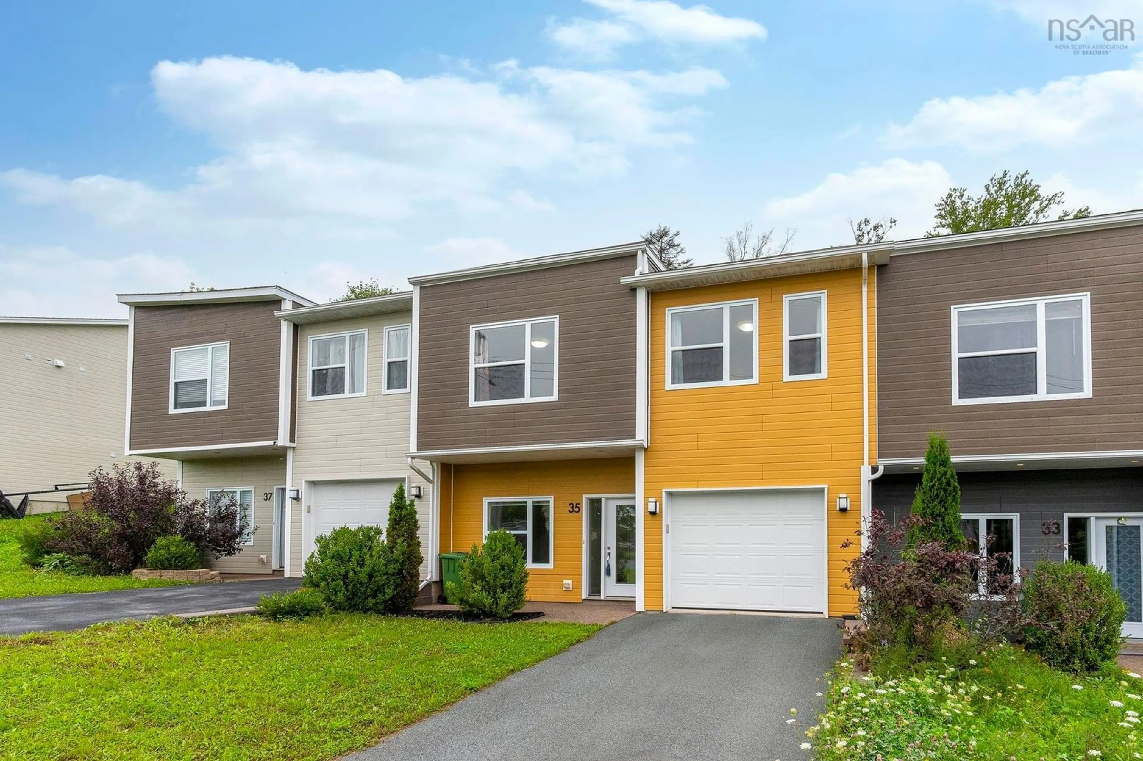 Home with vinyl exterior material, street for 35 Crossfield Ridge, Middle Sackville Nova Scotia B4E 0N1