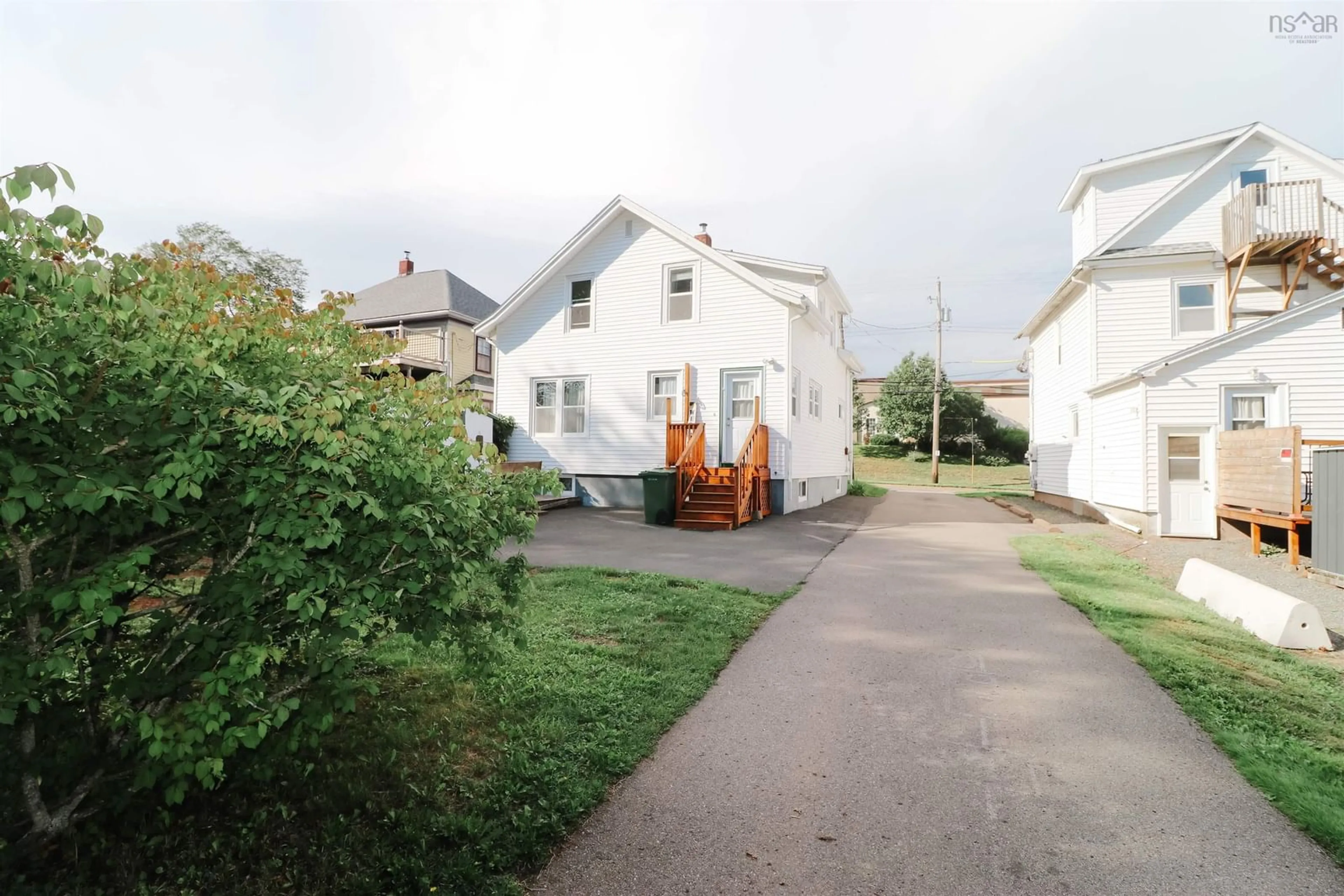 A pic from outside/outdoor area/front of a property/back of a property/a pic from drone, street for 440 Prince St, Truro Nova Scotia B2N 1E7