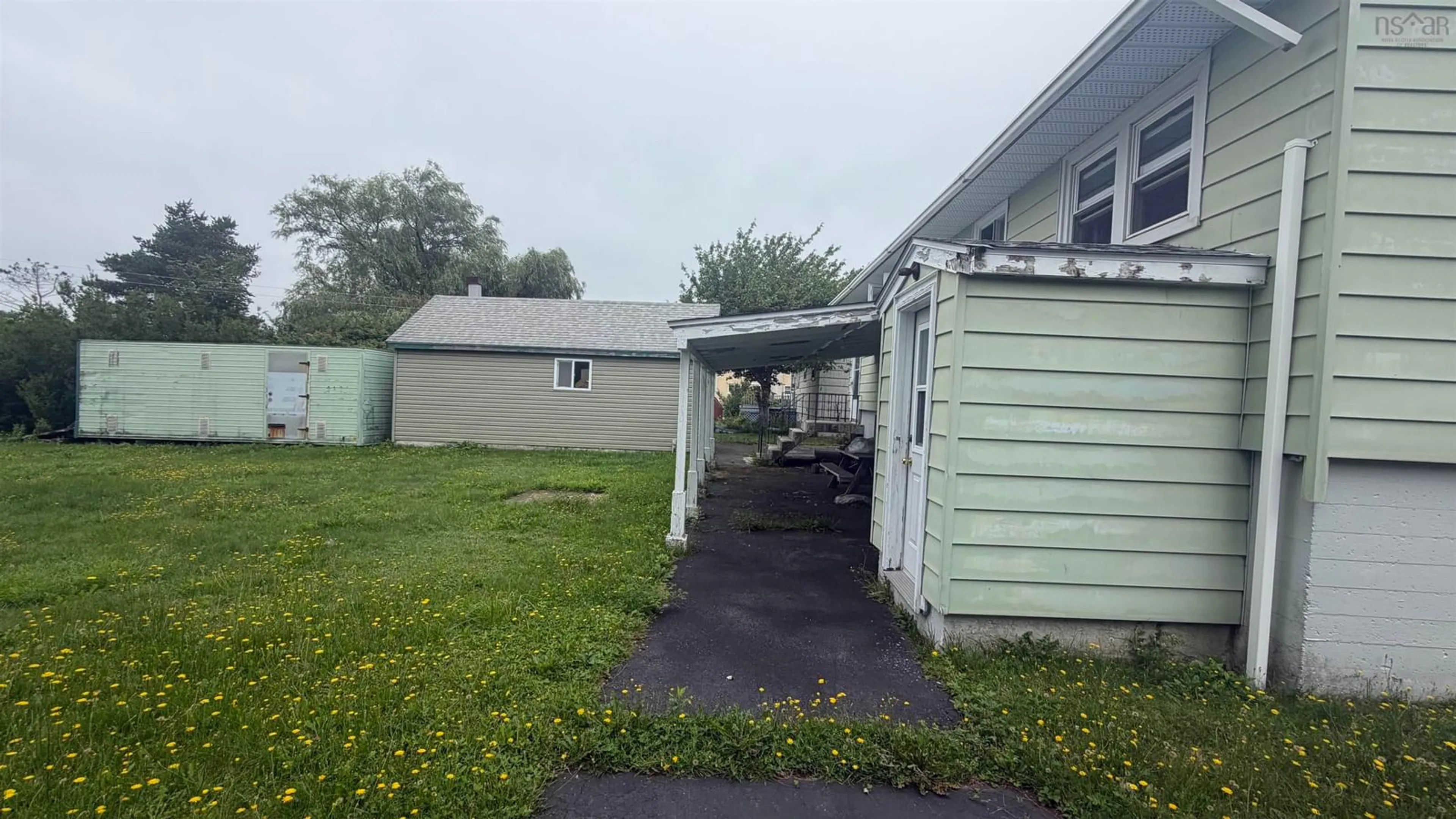 Unknown for 6 Lucien Dr, Dartmouth Nova Scotia B2W 2H8
