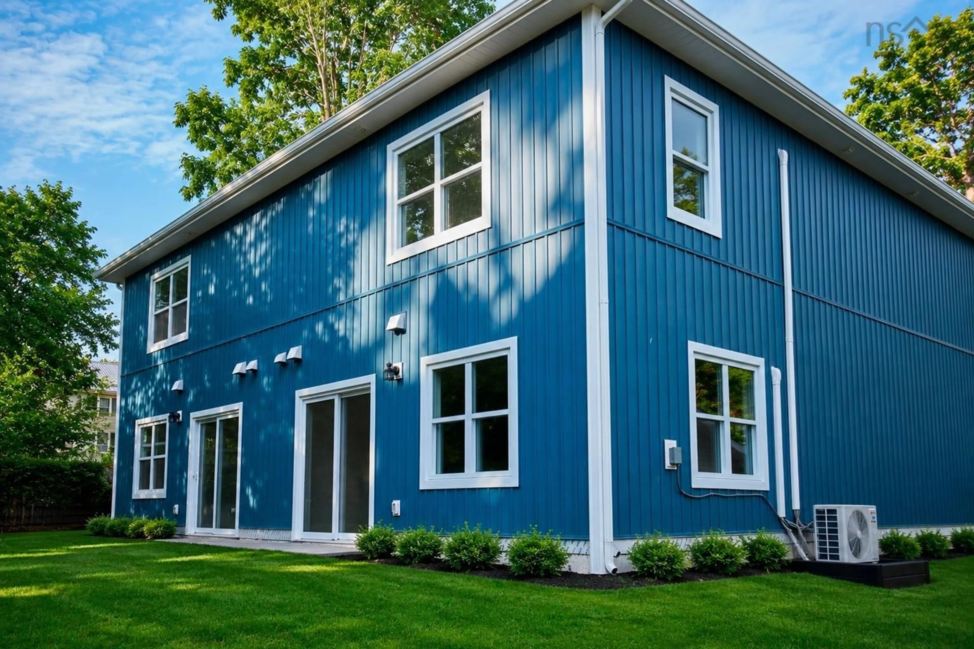 Home with vinyl exterior material, building for 967 Pleasant St, Canning Nova Scotia B0P 1H0
