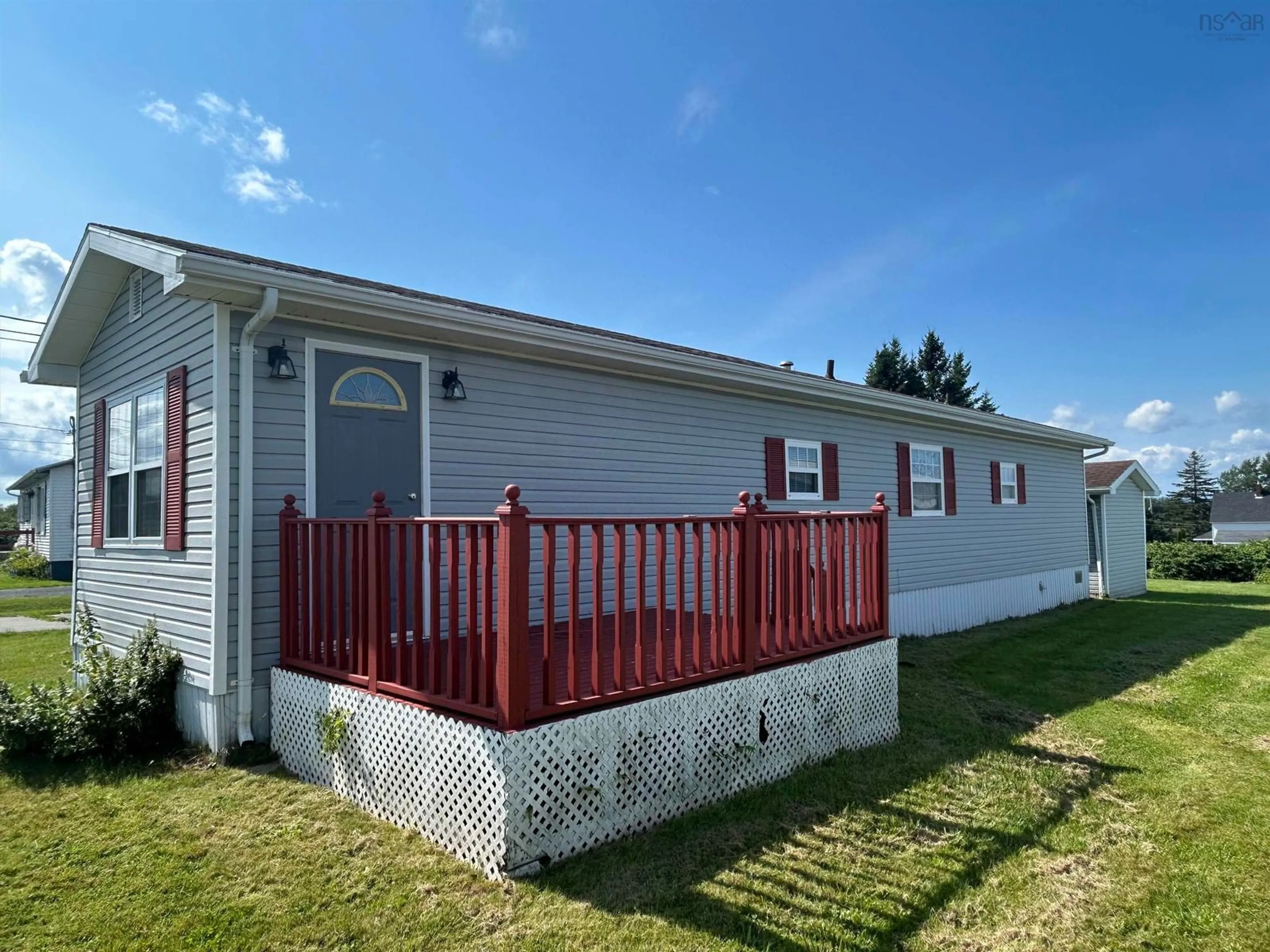 Home with vinyl exterior material, unknown for 104 Butts St, Sydney Mines Nova Scotia B1V 1N5