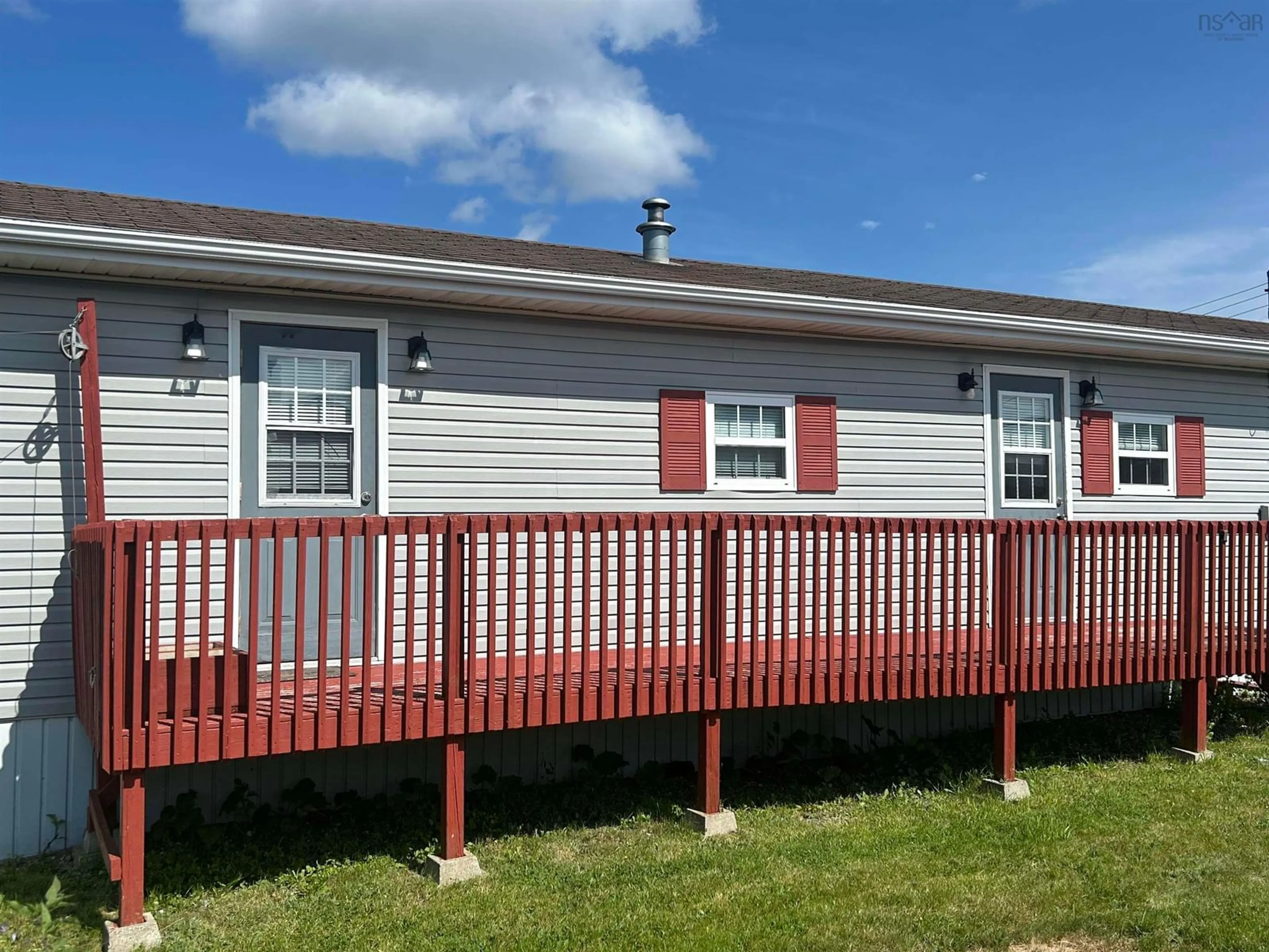 Home with vinyl exterior material, unknown for 104 Butts St, Sydney Mines Nova Scotia B1V 1N5