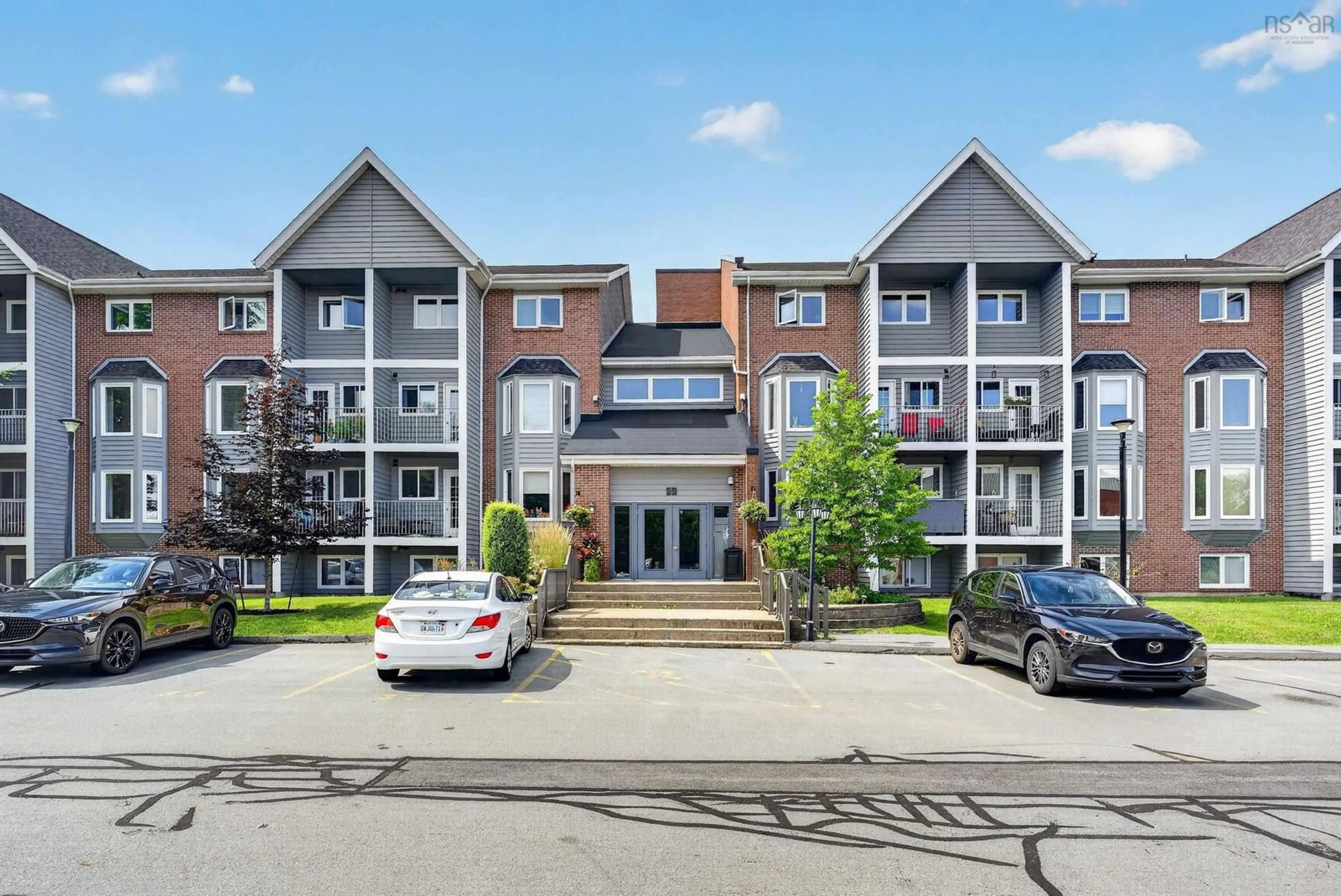A pic from outside/outdoor area/front of a property/back of a property/a pic from drone, unknown for 15 Knightsridge Dr #211, Halifax Nova Scotia B3M 3S9