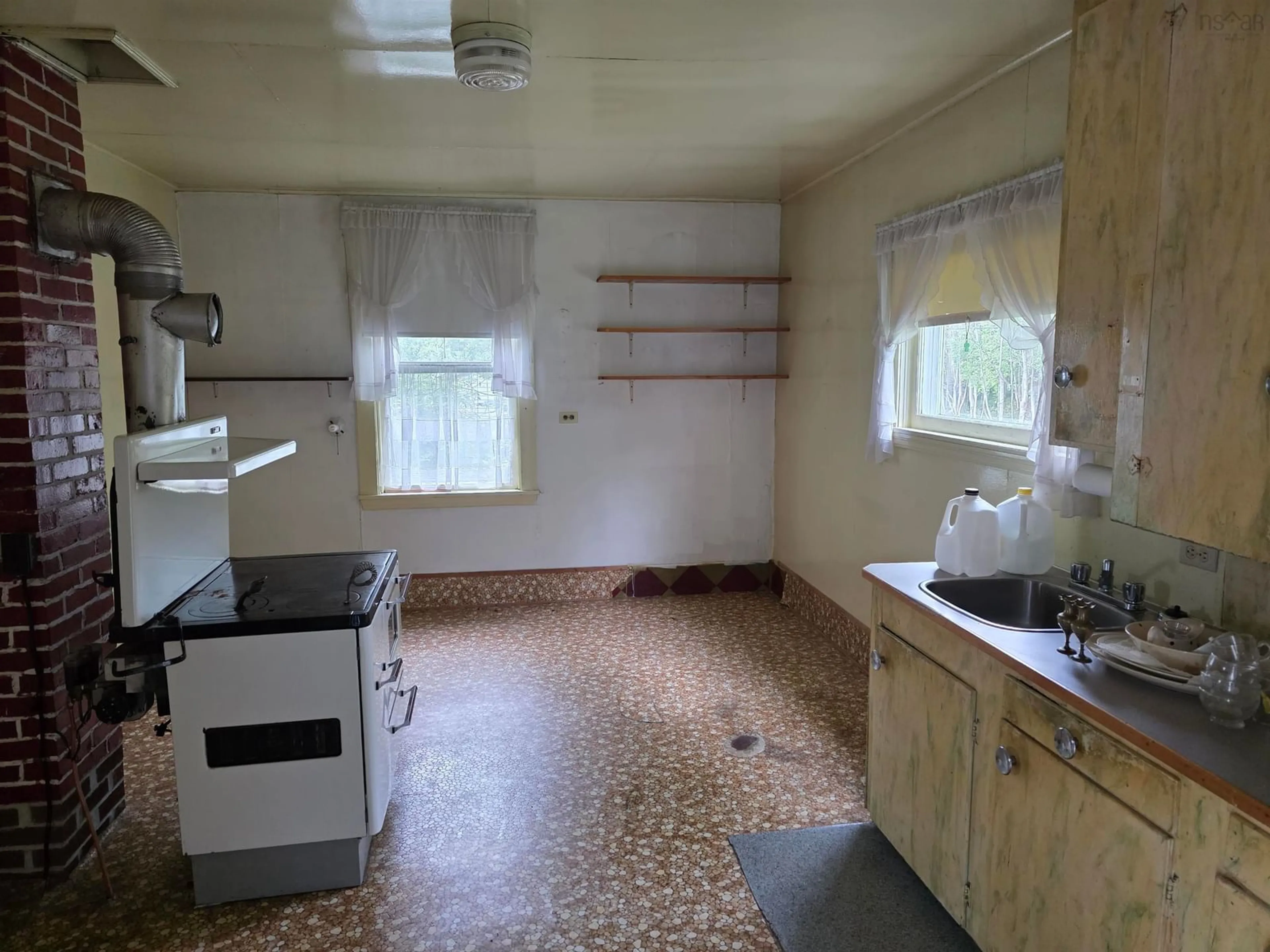 Unknown for 39 Church St, Port Hastings Nova Scotia B9A 1N5