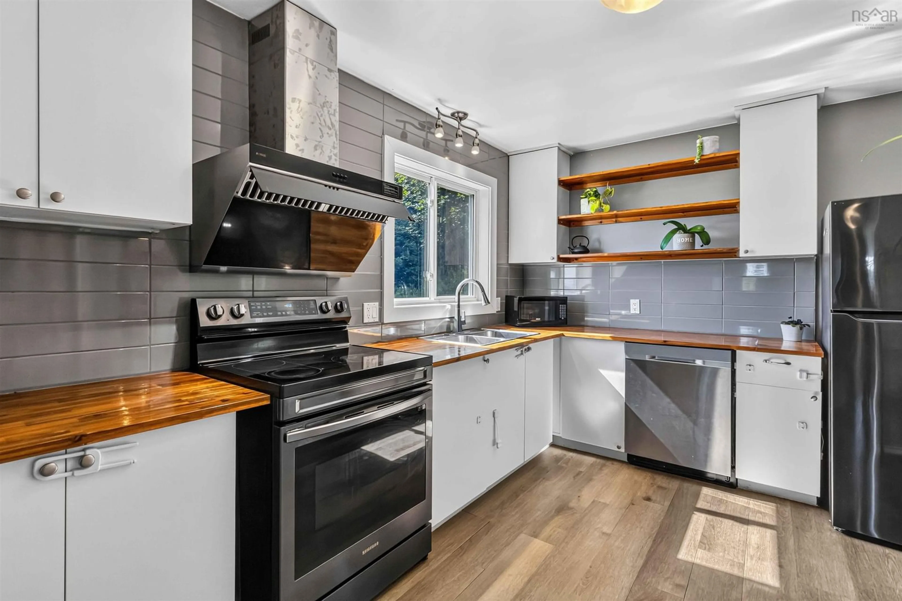 Contemporary kitchen, unknown for 1030 Sackville Dr, Middle Sackville Nova Scotia B4E 1S4
