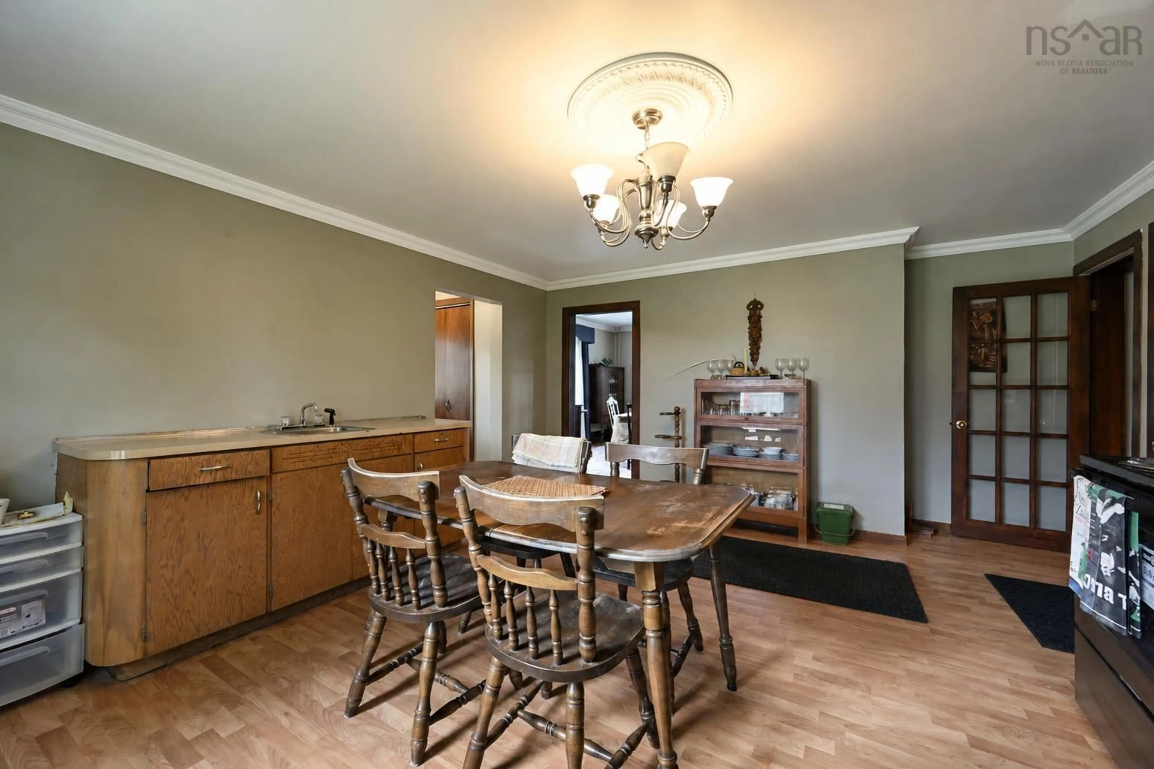 Dining room, wood/laminate floor for 74 Kings Rd, Dominion Nova Scotia B1S 2B5