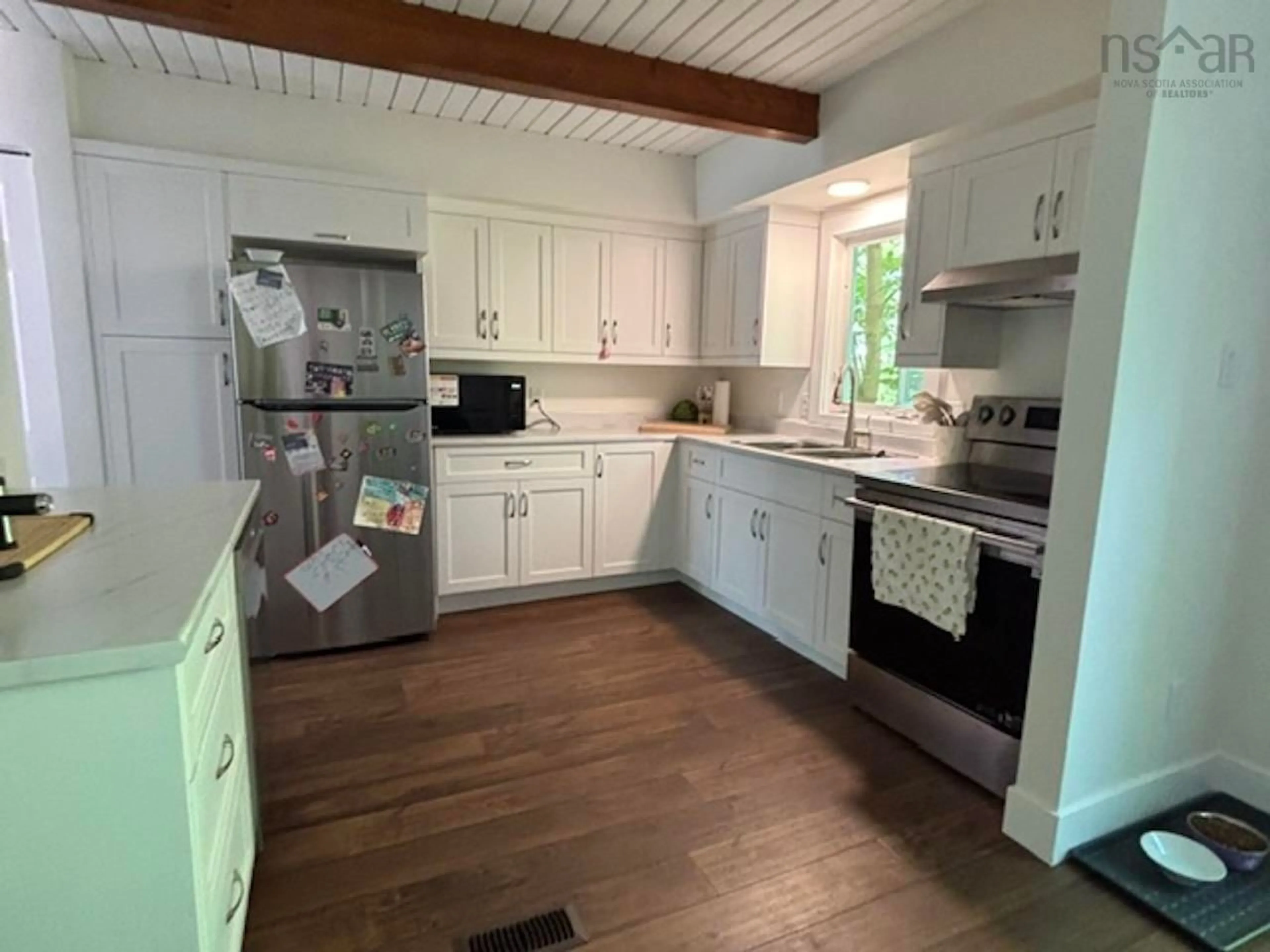 Open concept kitchen, unknown for 74 Matador Crt, Halifax Regional Municipality Nova Scotia B4C 3G9