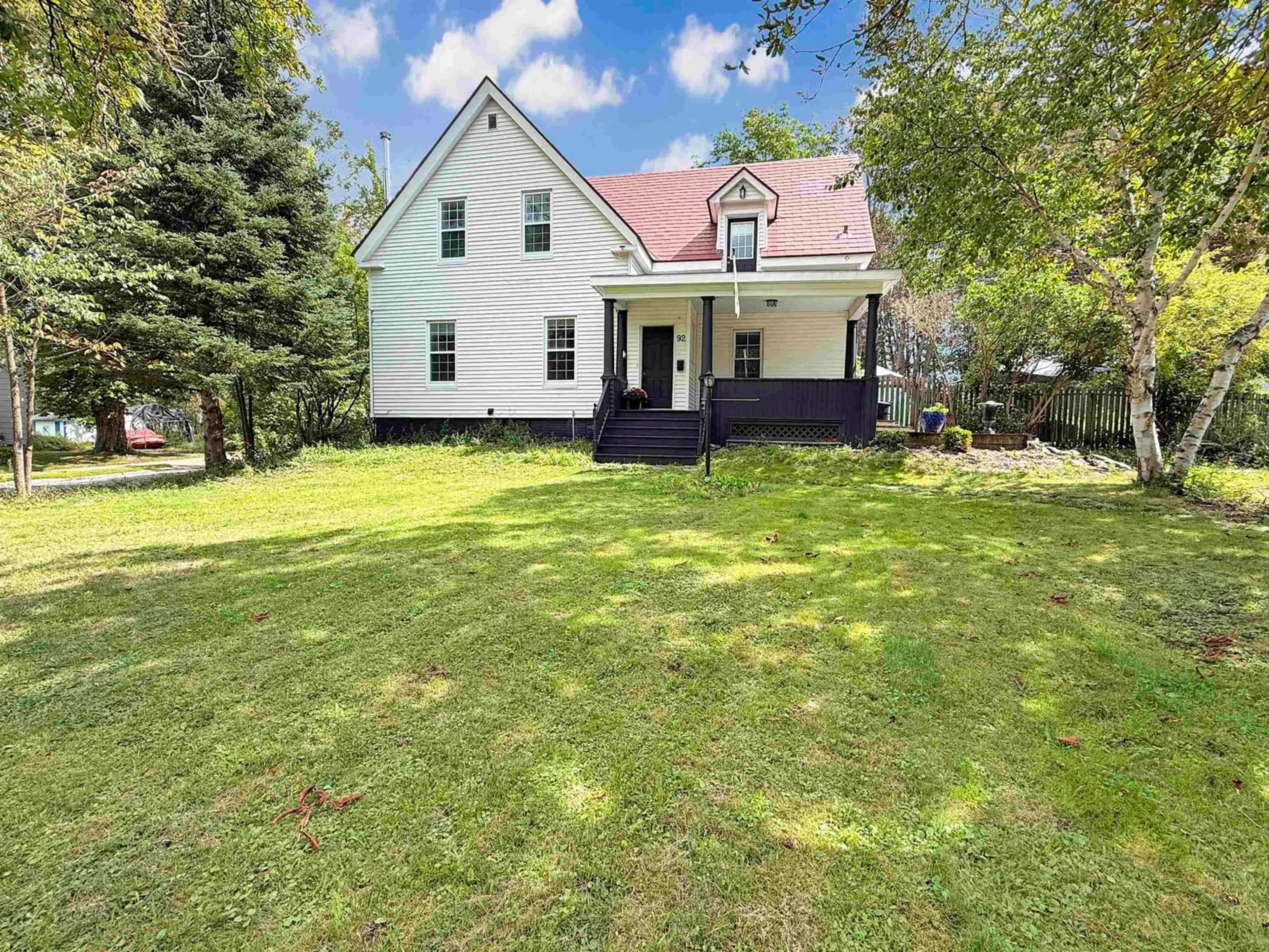A pic from outside/outdoor area/front of a property/back of a property/a pic from drone, street for 92 Mackay St, New Glasgow Nova Scotia B2H 3H7