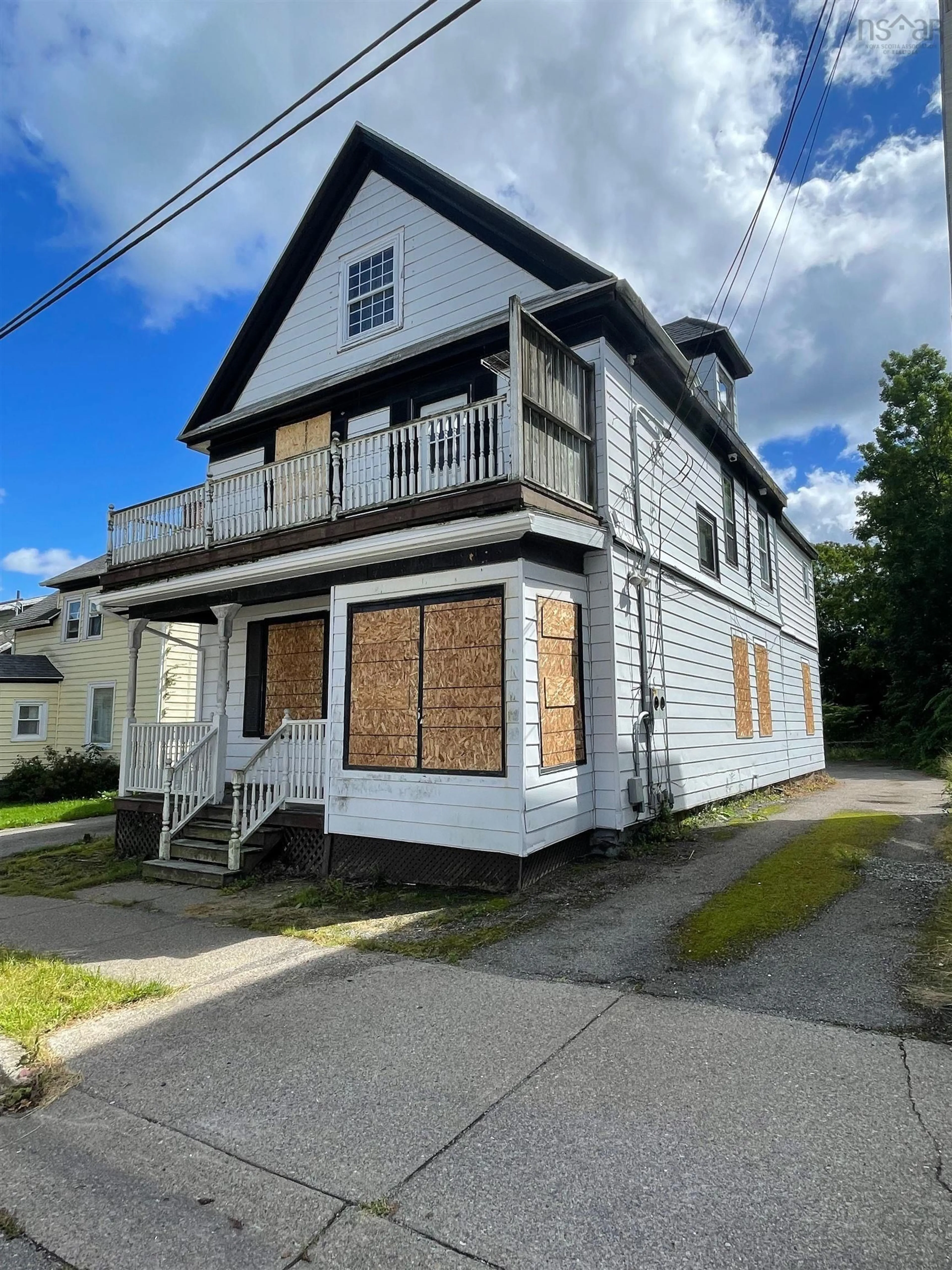 Home with vinyl exterior material, building for 34 Amelia St, Sydney Nova Scotia B1P 6C2