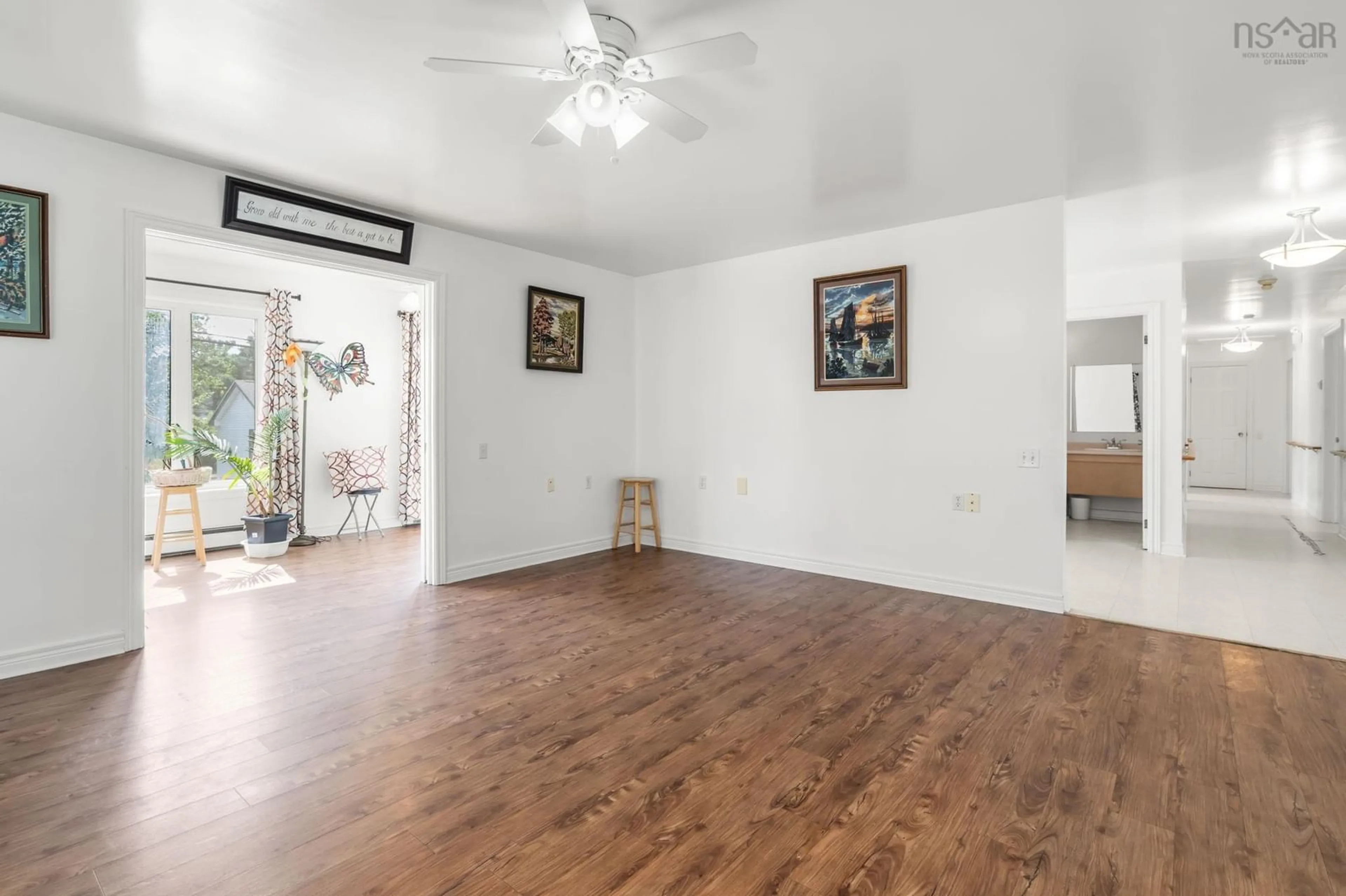 A pic of a room for 122 Victoria St, Windsor Nova Scotia B0N 2T0