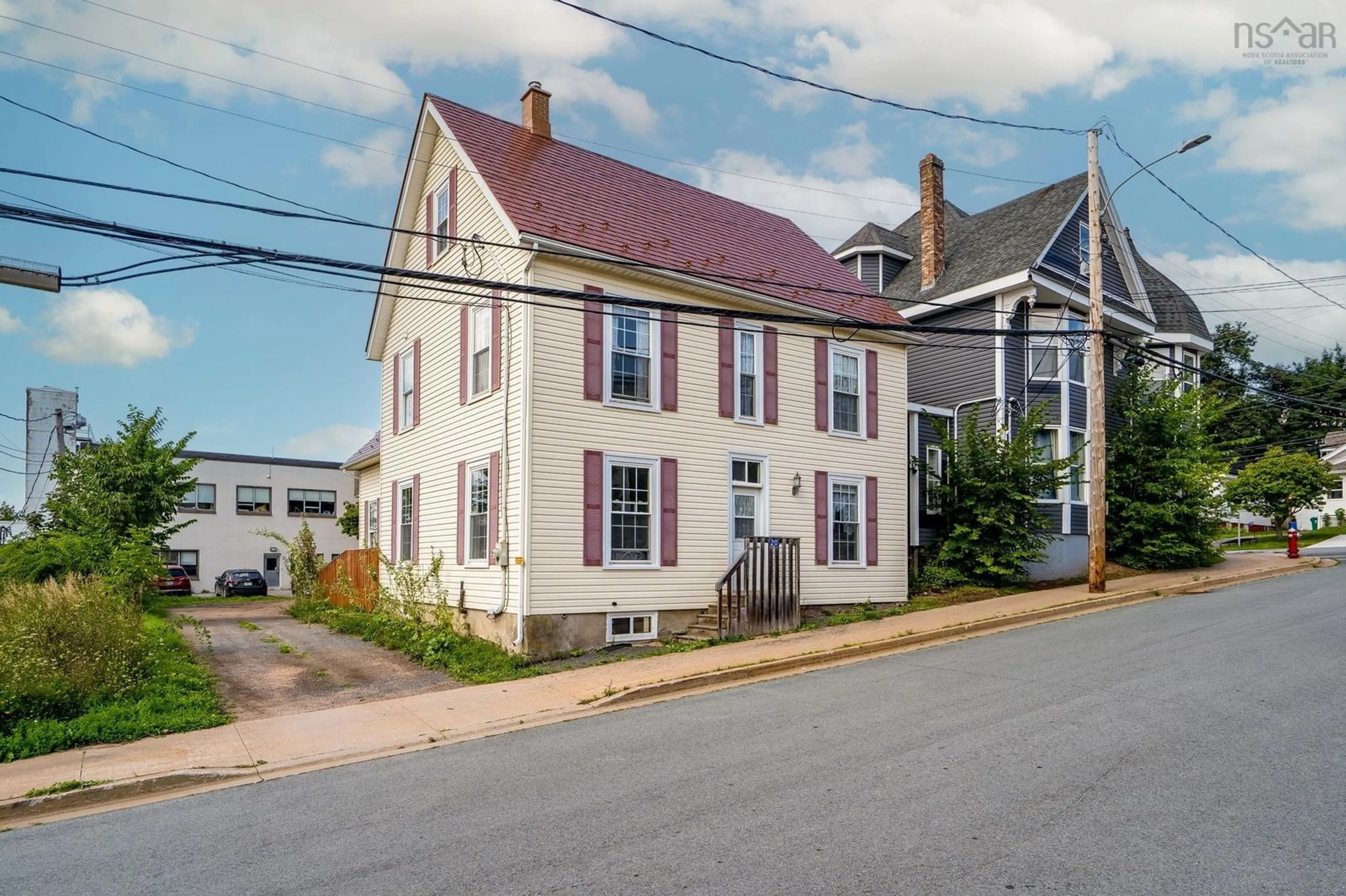 A pic from outside/outdoor area/front of a property/back of a property/a pic from drone, street for 20 Gray St, Windsor Nova Scotia B0N 2T0