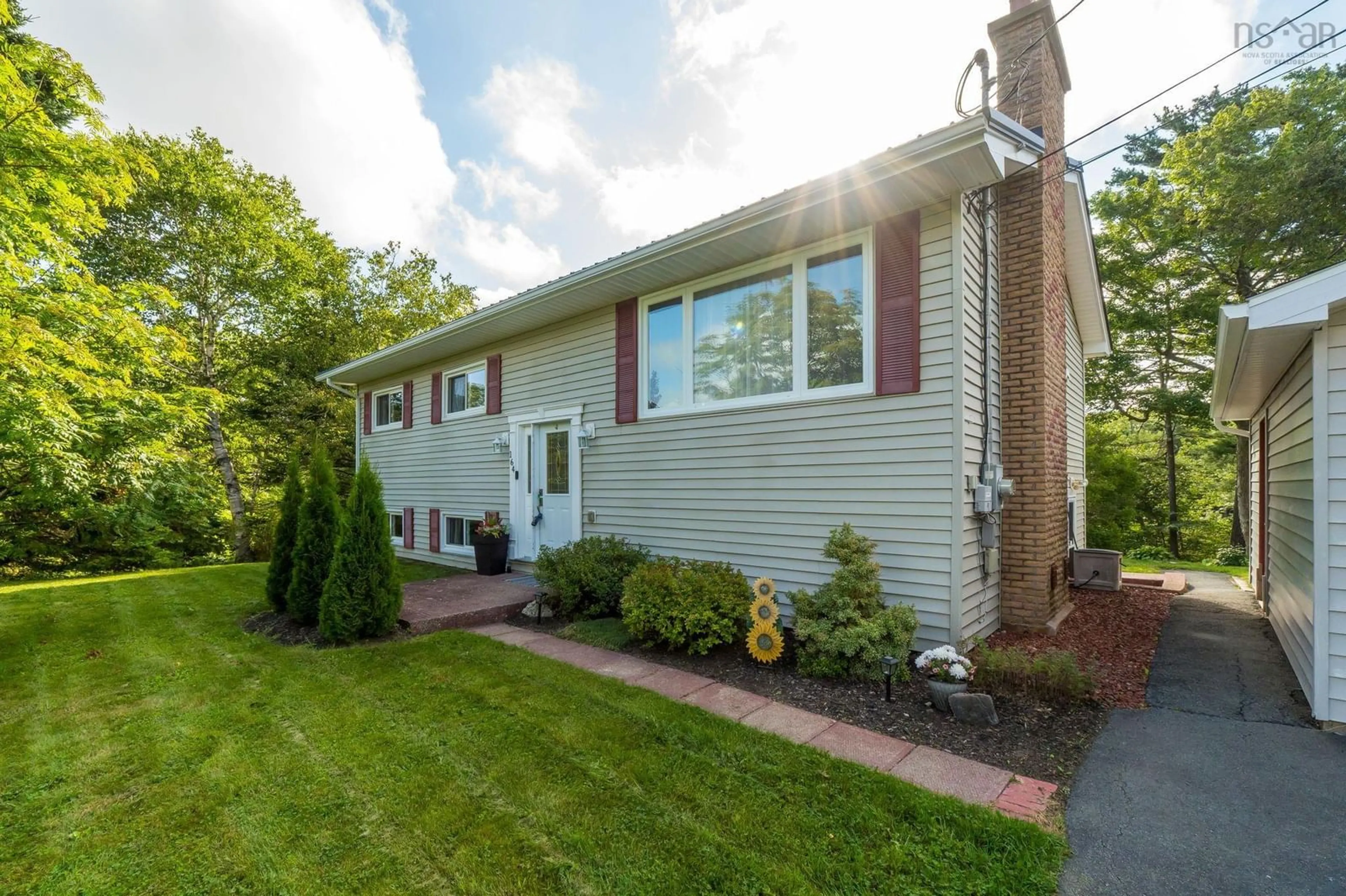 Home with vinyl exterior material, street for 164 Riverwood Dr, Timberlea Nova Scotia B3T 1E1
