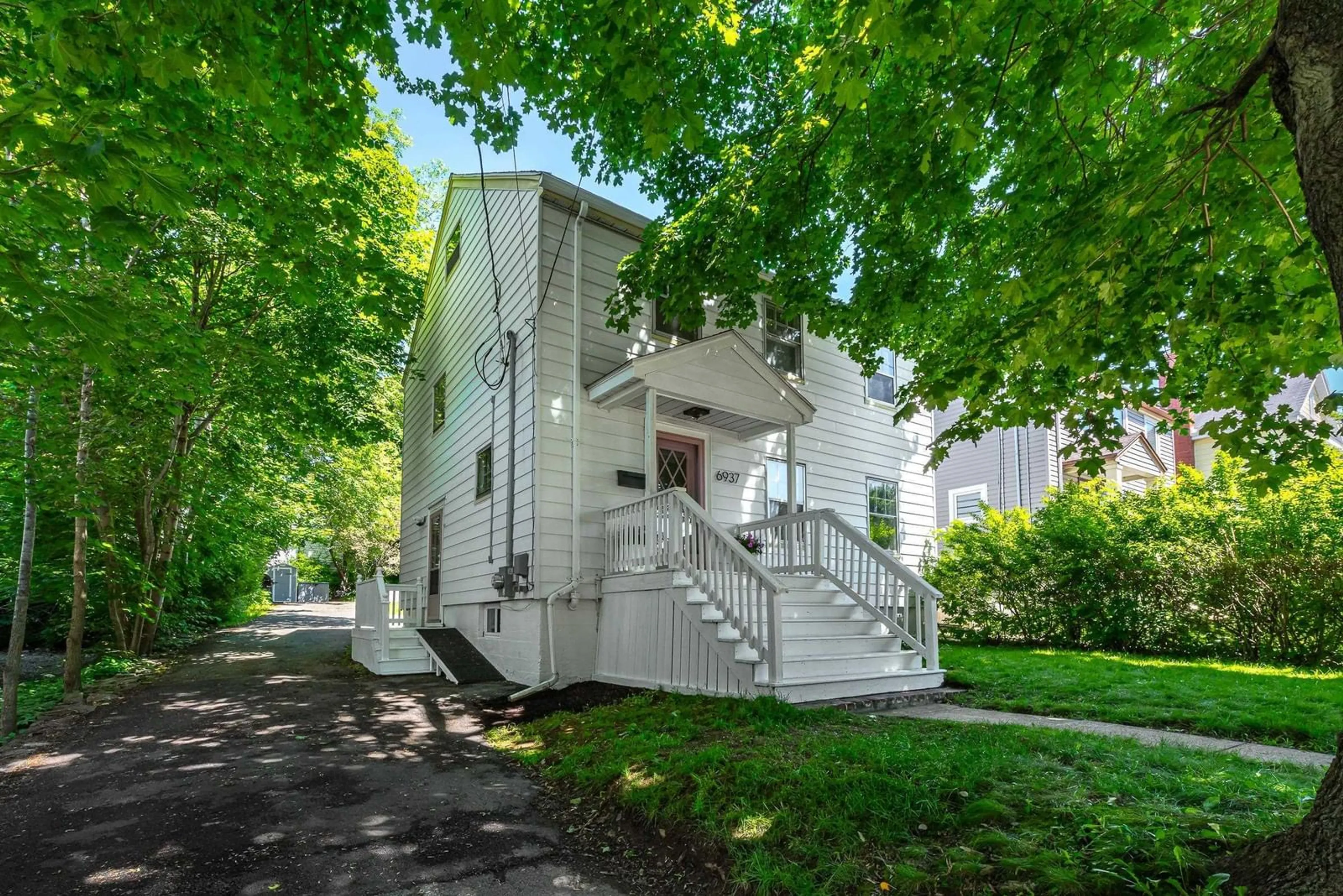 Unknown for 6937 Chebucto Rd, Halifax Nova Scotia B3L 1M6