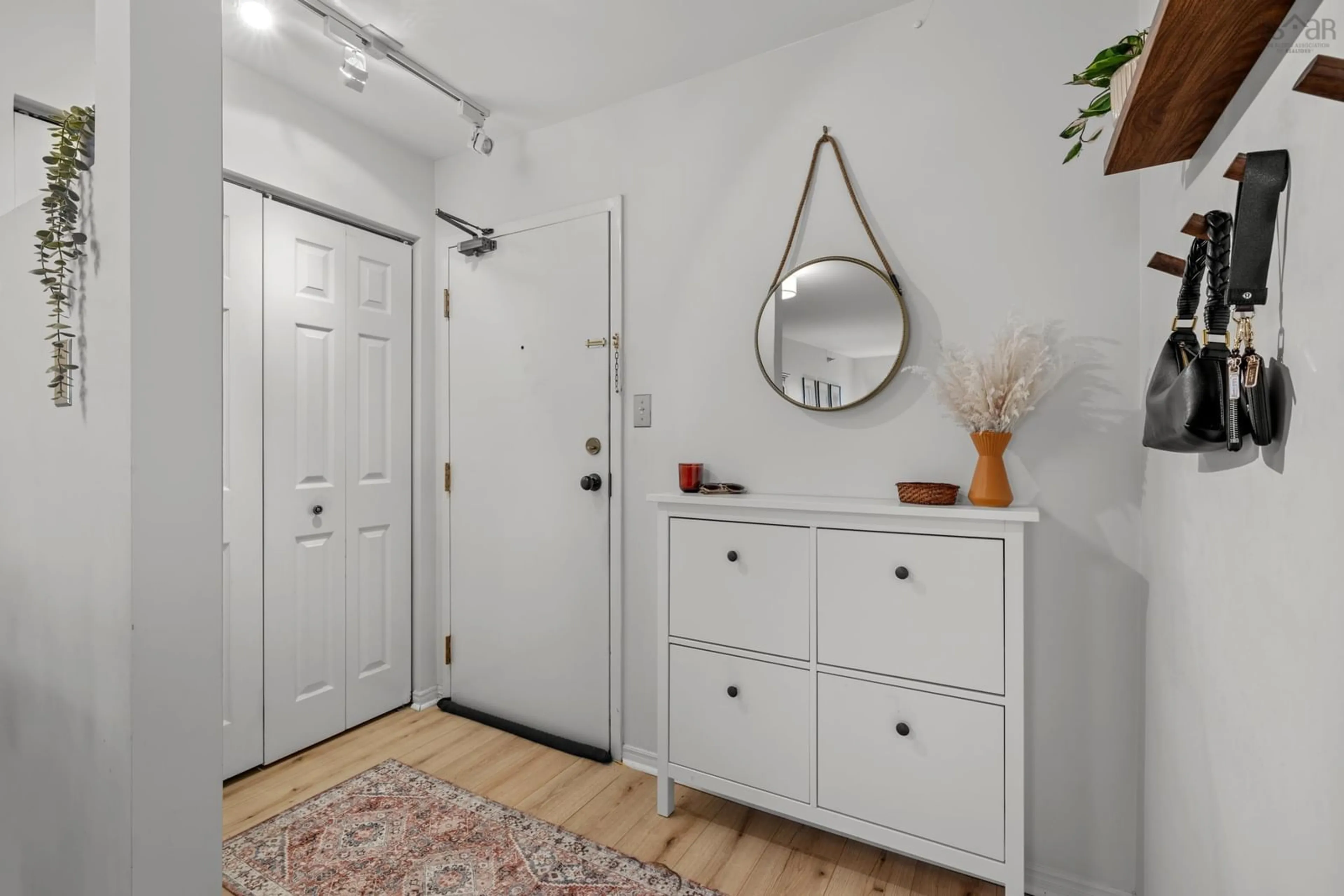 Indoor entryway for 93 Kearney Lake Rd, Kearney Lake Nova Scotia B3M 4E7