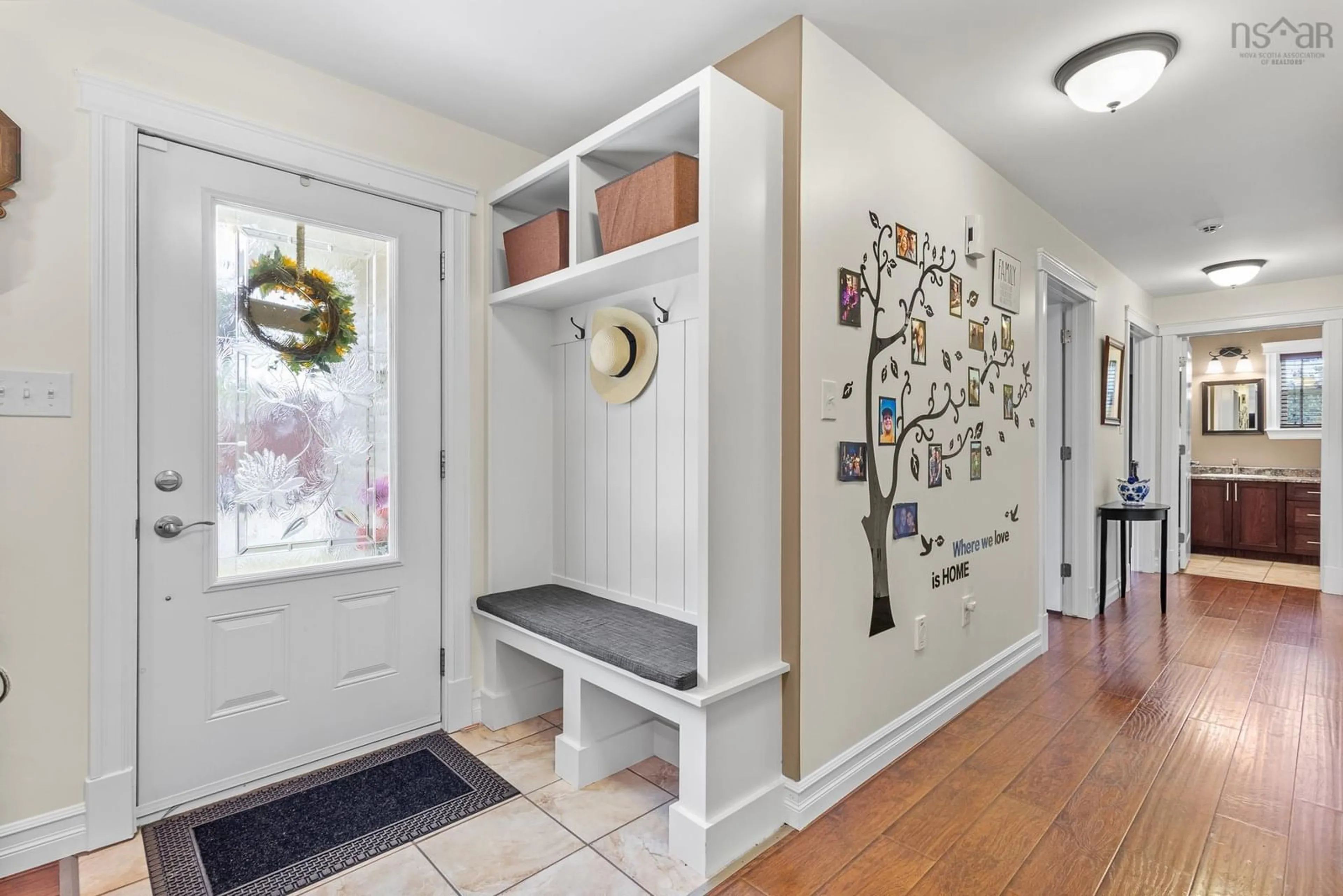 Indoor entryway for 107 Orchard Dr, Middle Sackville Nova Scotia B4C 3C1