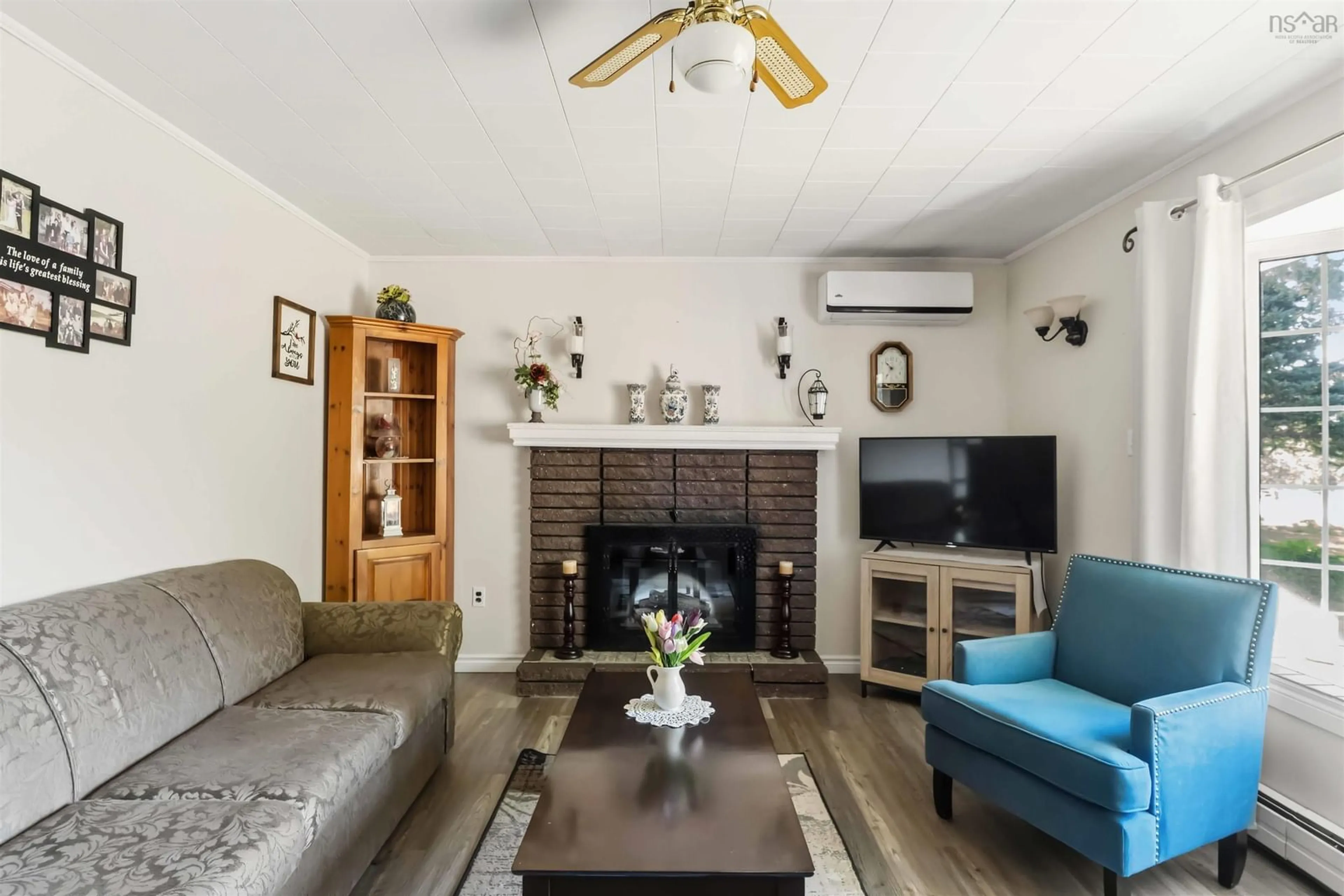 Living room with furniture, unknown for 1366 Woodville Rd Rd, Lakeville Nova Scotia B4N 3V7