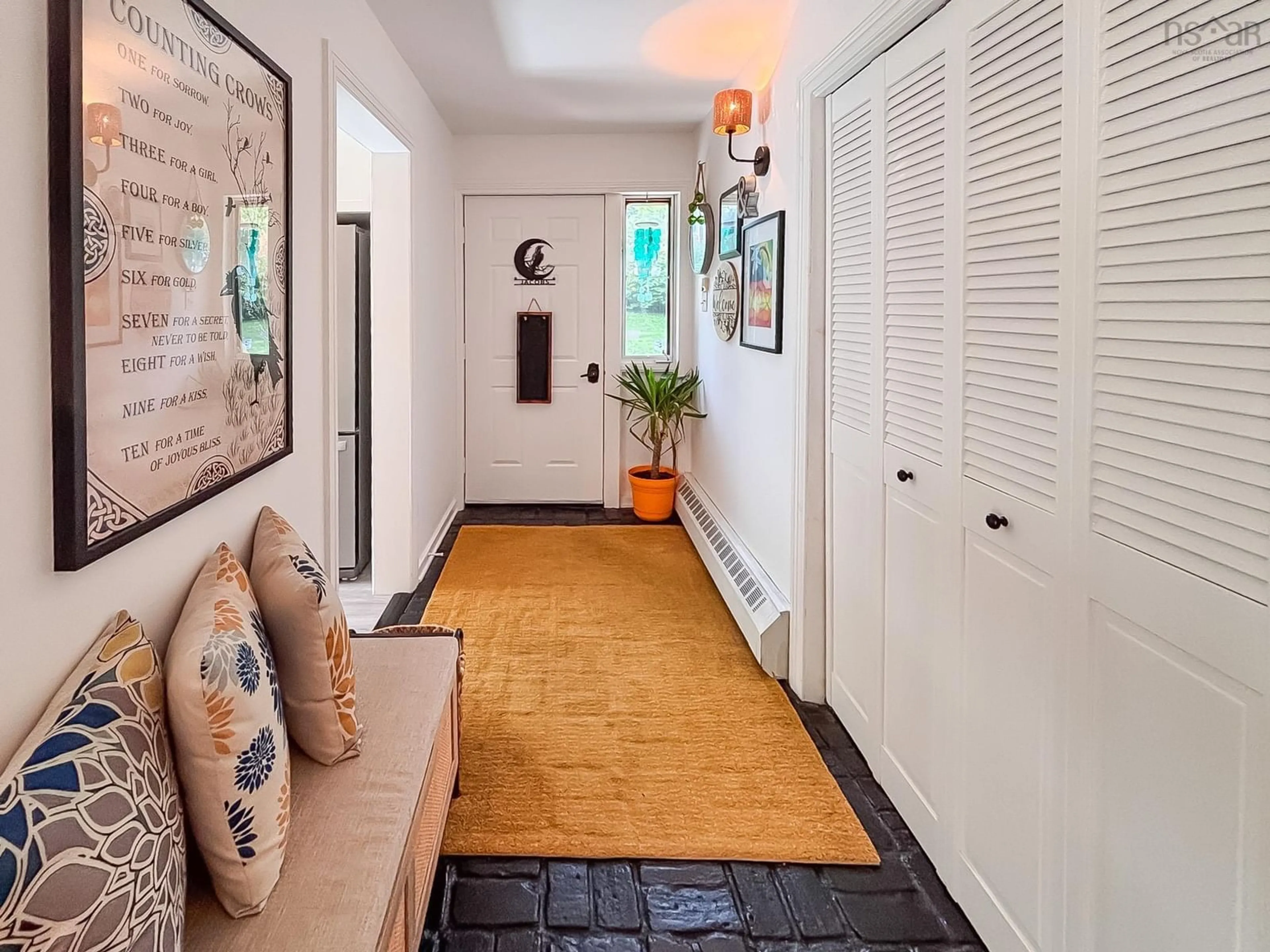 Indoor entryway for 2839 Highway 331, Pentz Nova Scotia B0R 1G0