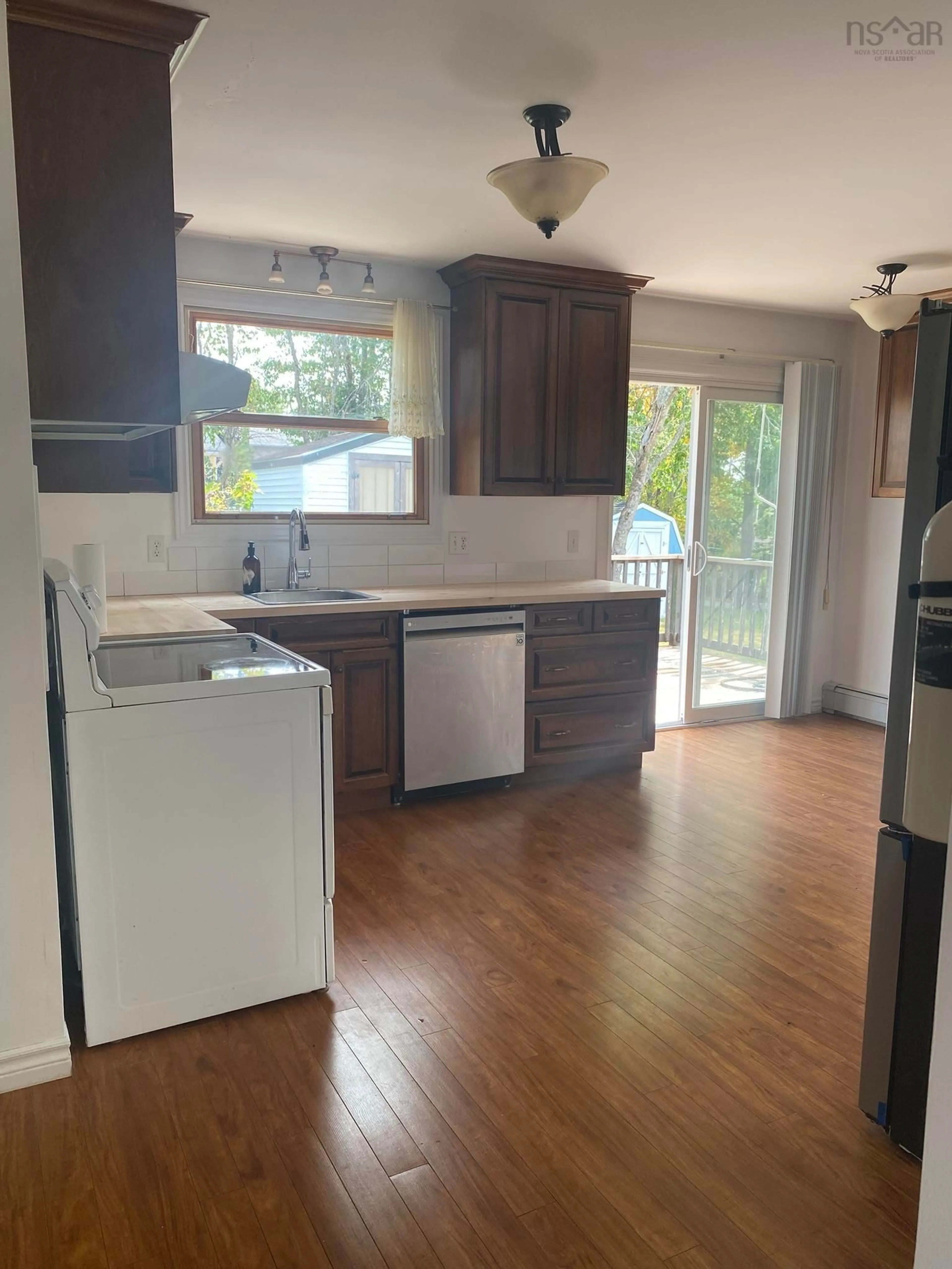 Unknown for 35 Gourok Ave, Dartmouth Nova Scotia B2X 2B1