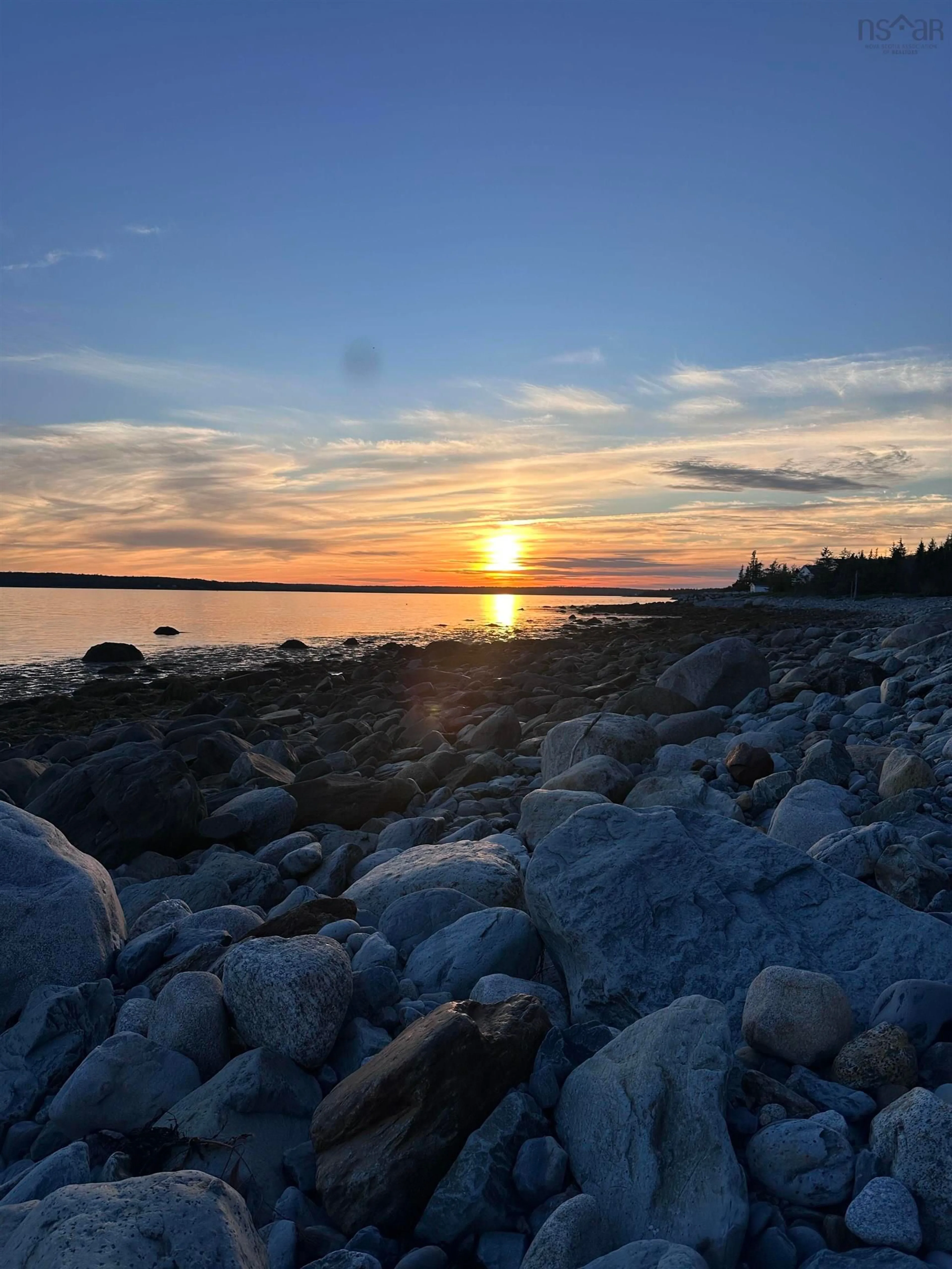 Blurry image for 2262 Sandy Point Rd, Lower Sandy Point Nova Scotia B0T 1W0