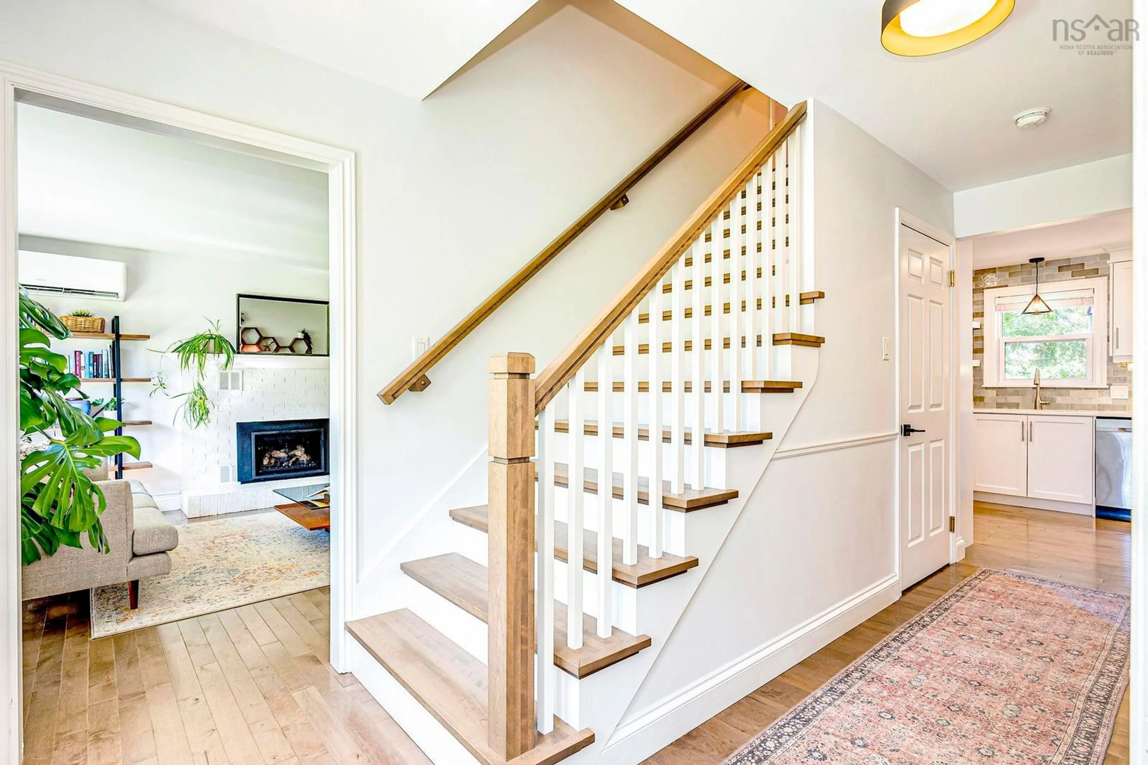 Stairs for 581 Young Ave, Halifax Nova Scotia B3H 2V6