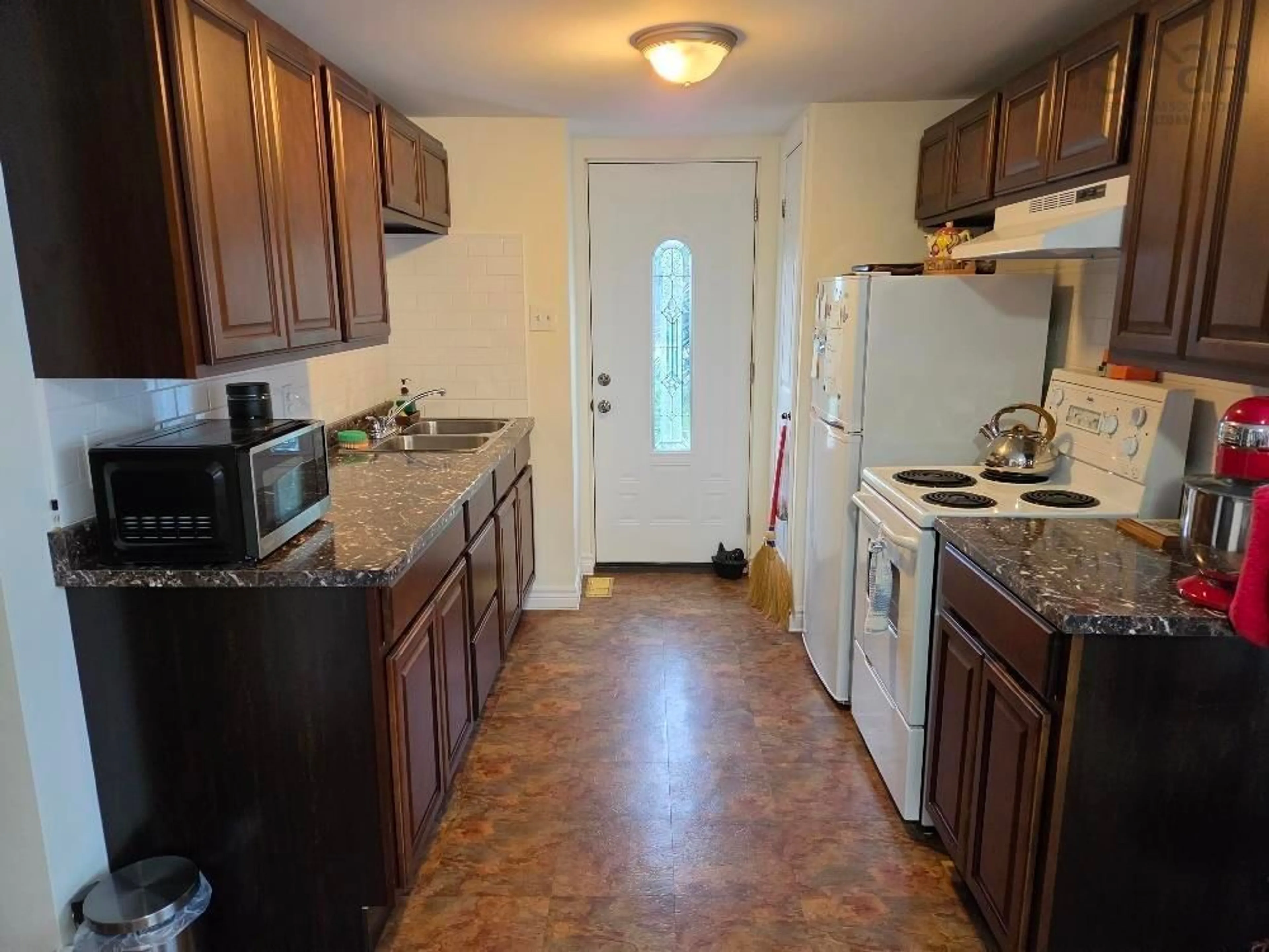 Standard kitchen, unknown for 7 Douglas St, Truro Nova Scotia B2N 2E6