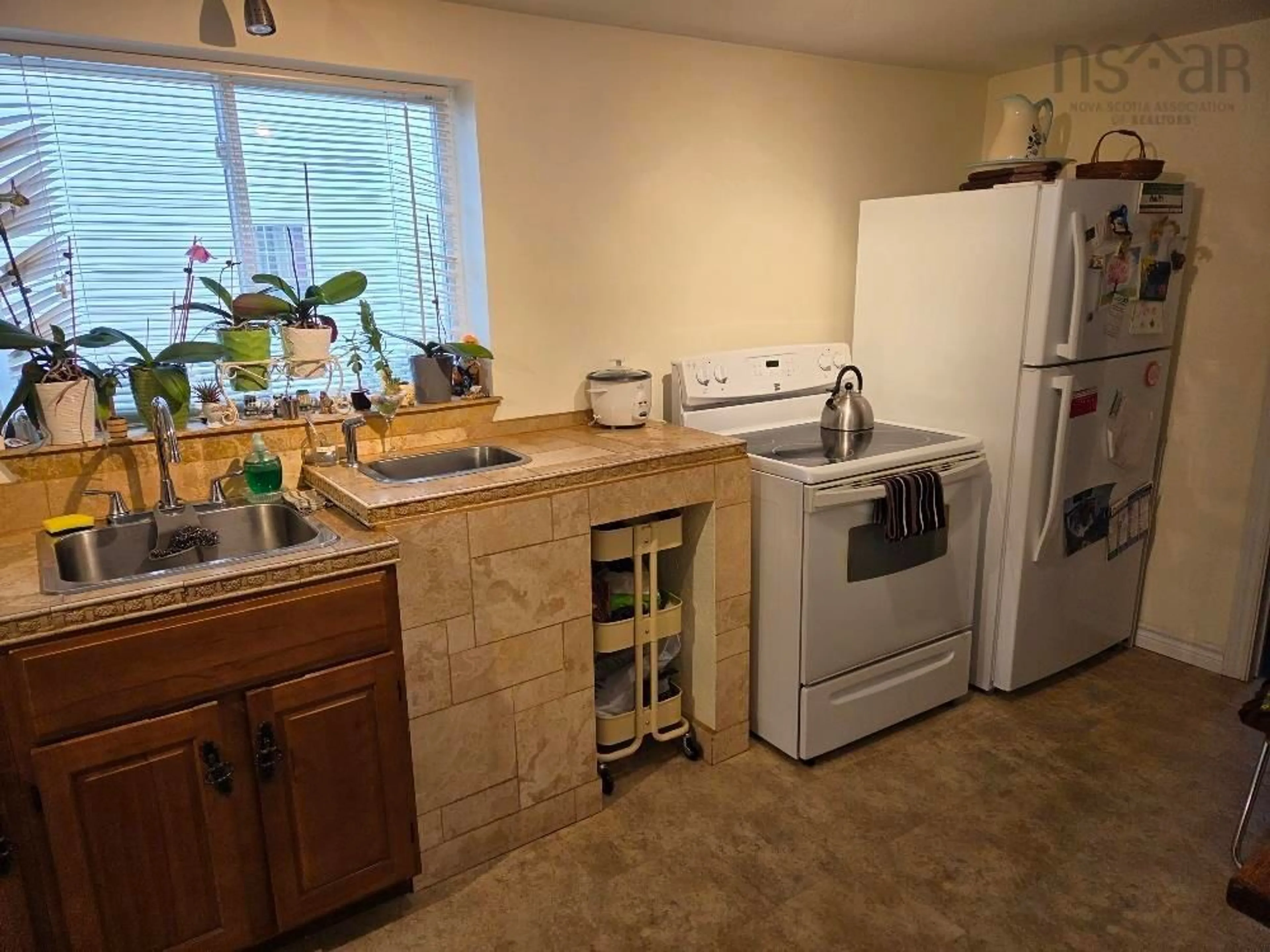 Standard kitchen, ceramic/tile floor for 7 Douglas St, Truro Nova Scotia B2N 2E6