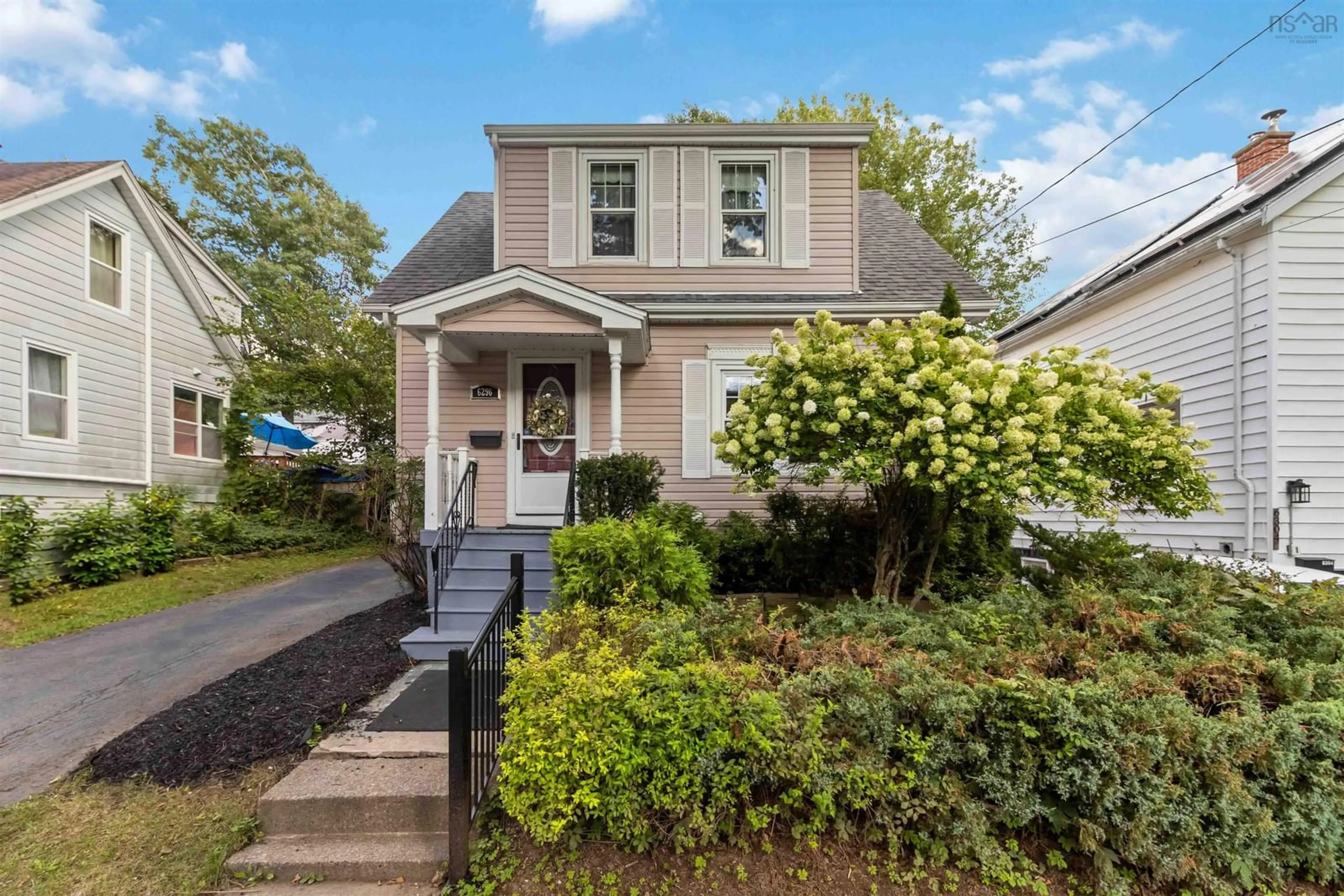 Home with vinyl exterior material, street for 6296 Liverpool St, Halifax Nova Scotia B3L 1X8