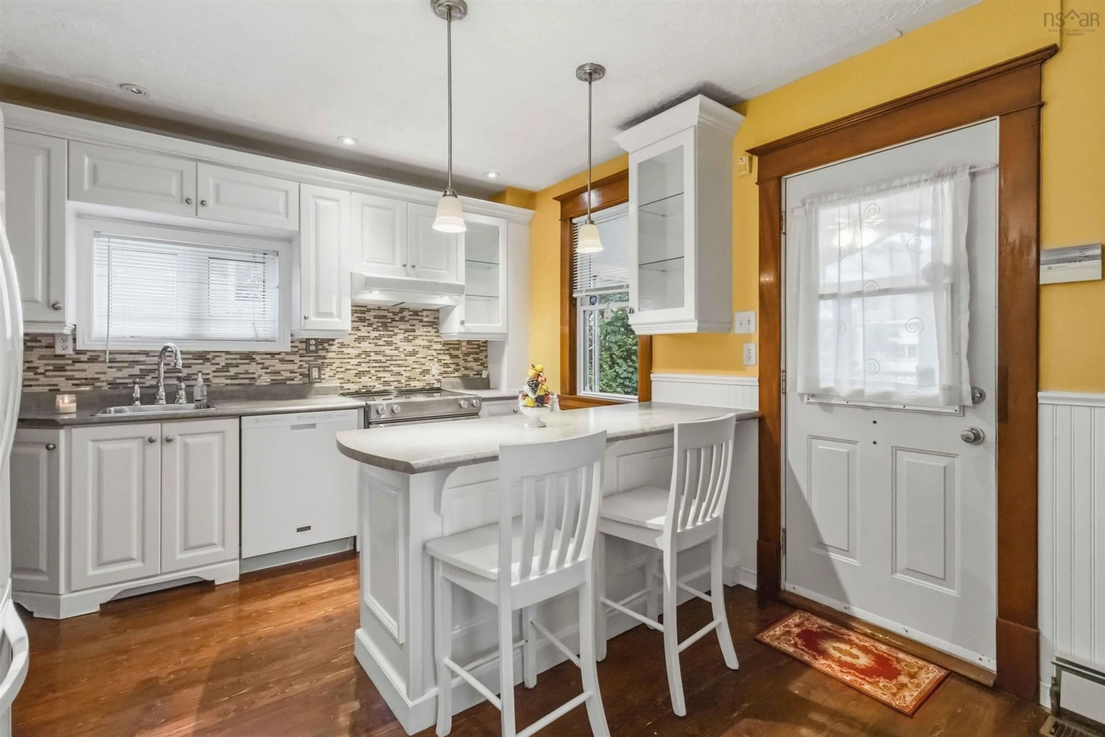 Open concept kitchen, unknown for 6296 Liverpool St, Halifax Nova Scotia B3L 1X8